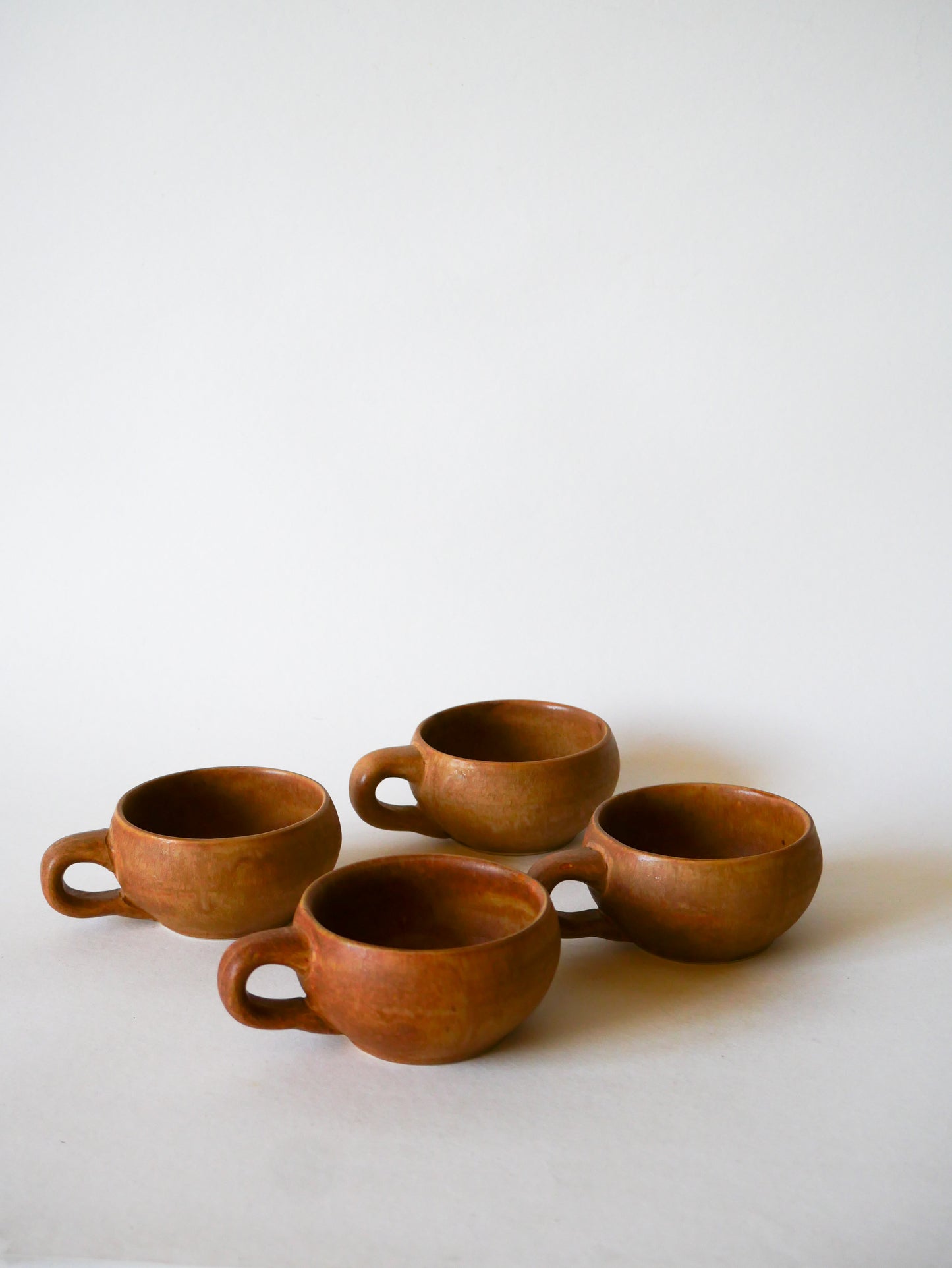 Lot de 4 tasses à café en grès, fabrication artisanale, 1970