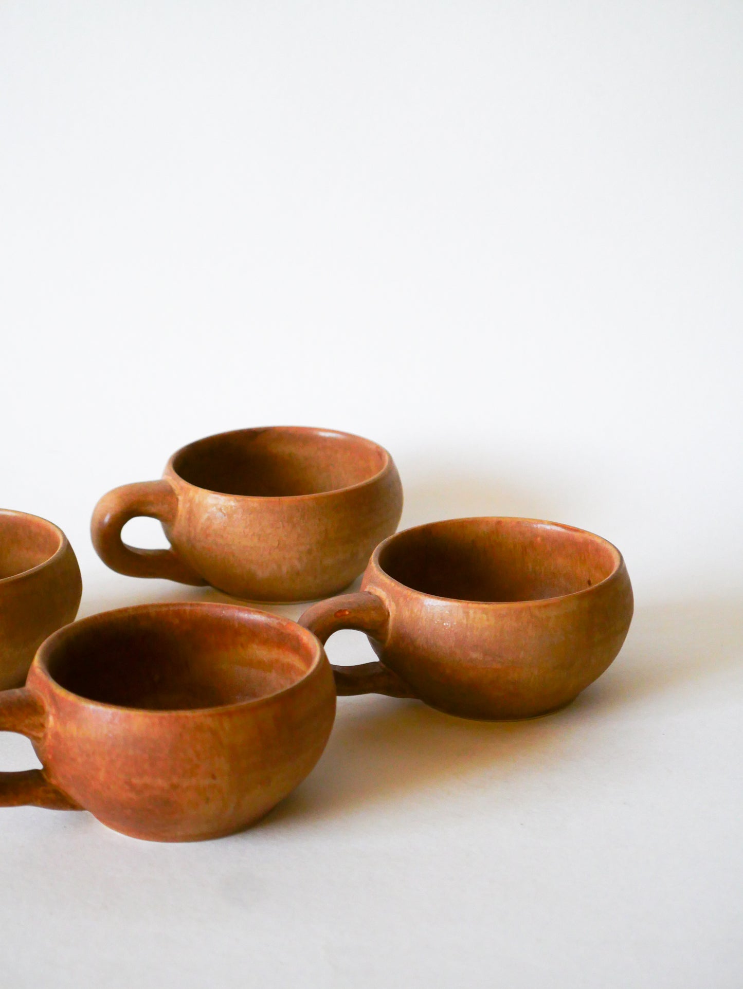Lot de 4 tasses à café en grès, fabrication artisanale, 1970