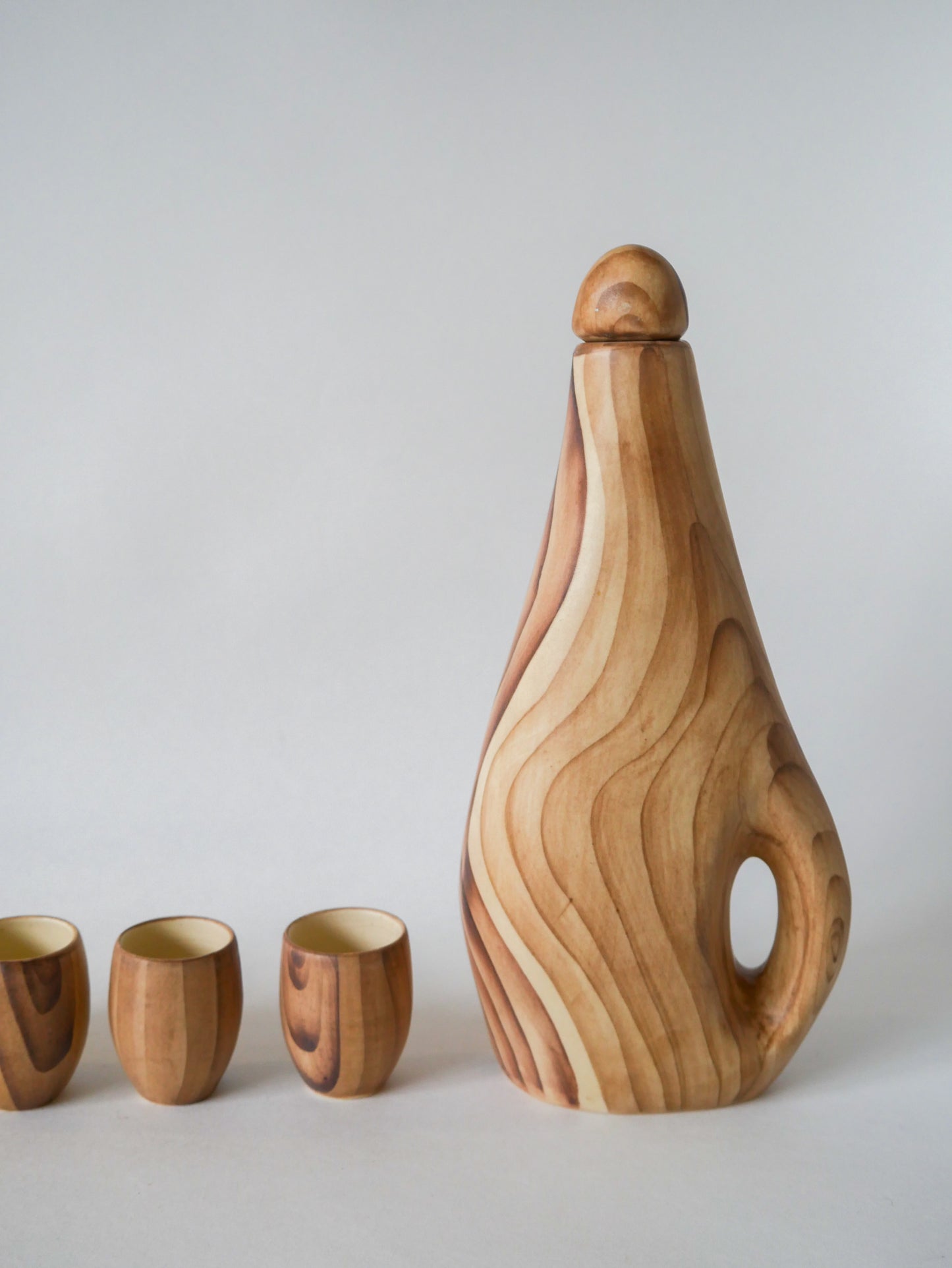 Carafe et 4 verres à liqueur en céramique Vallauris Grandjean-Jourdan effet bois Design 1950-1960