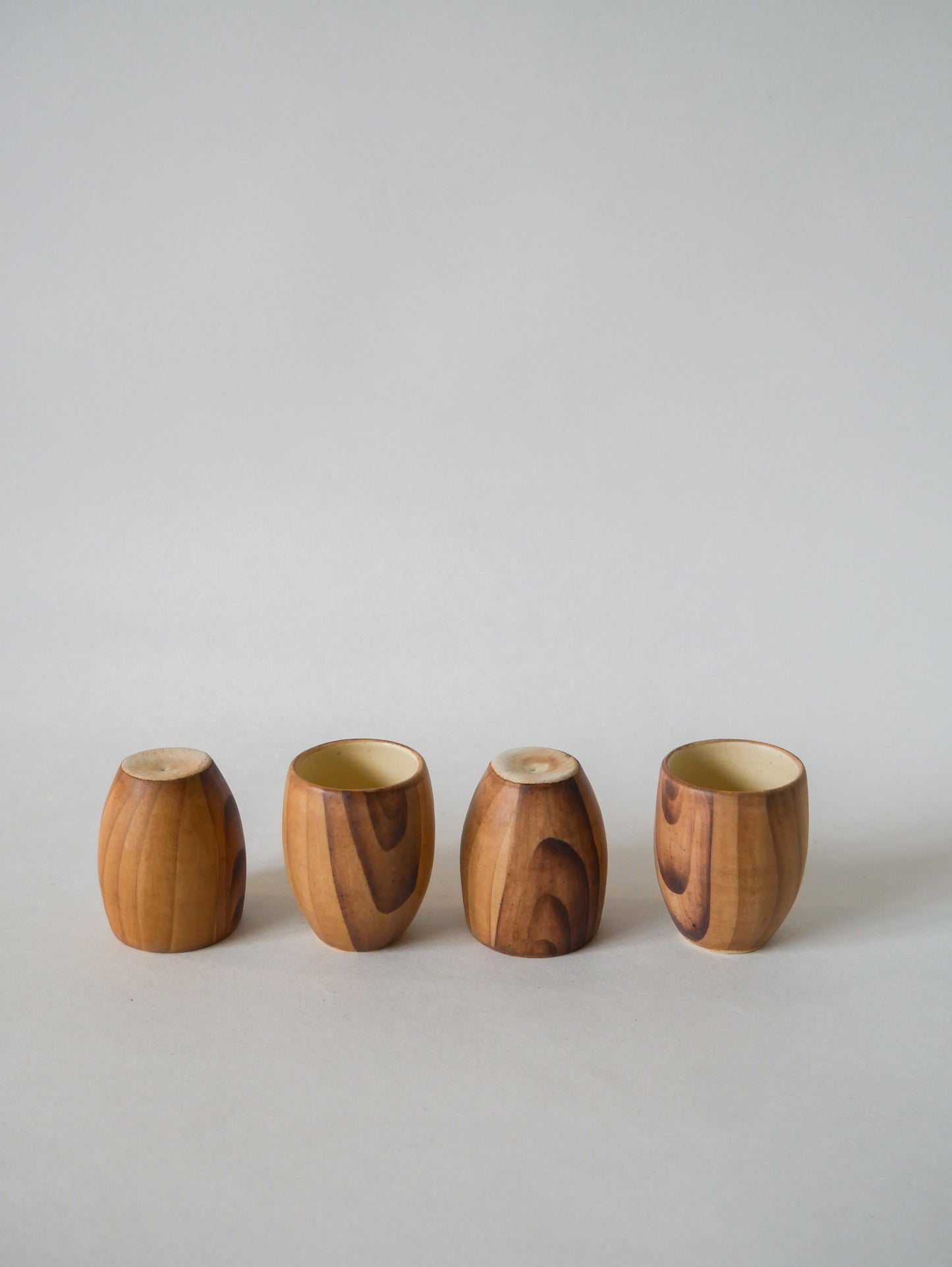 Carafe et 4 verres à liqueur en céramique Vallauris Grandjean-Jourdan effet bois Design 1950-1960