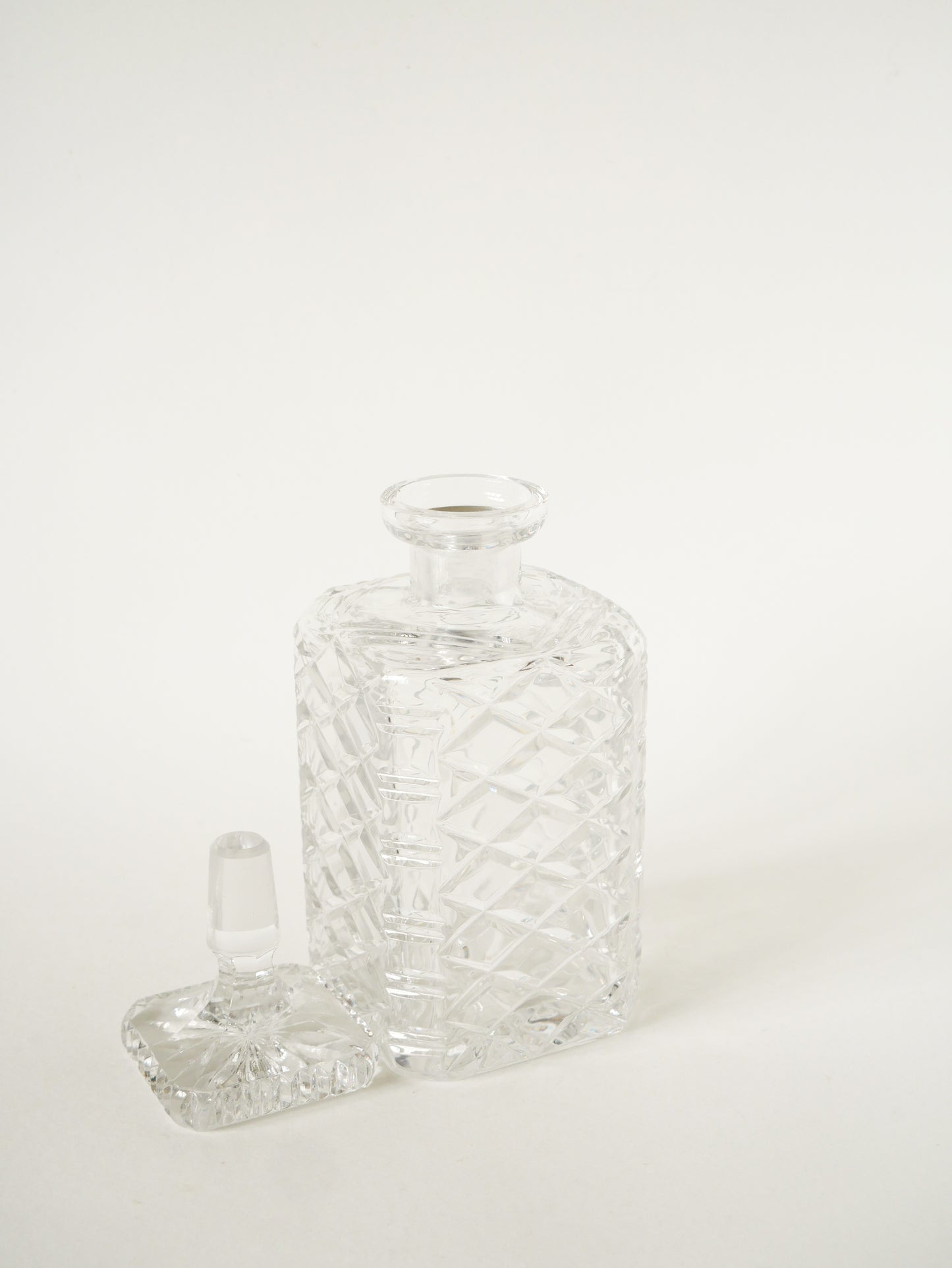 Carafe à whisky en cristal facetté, 1960