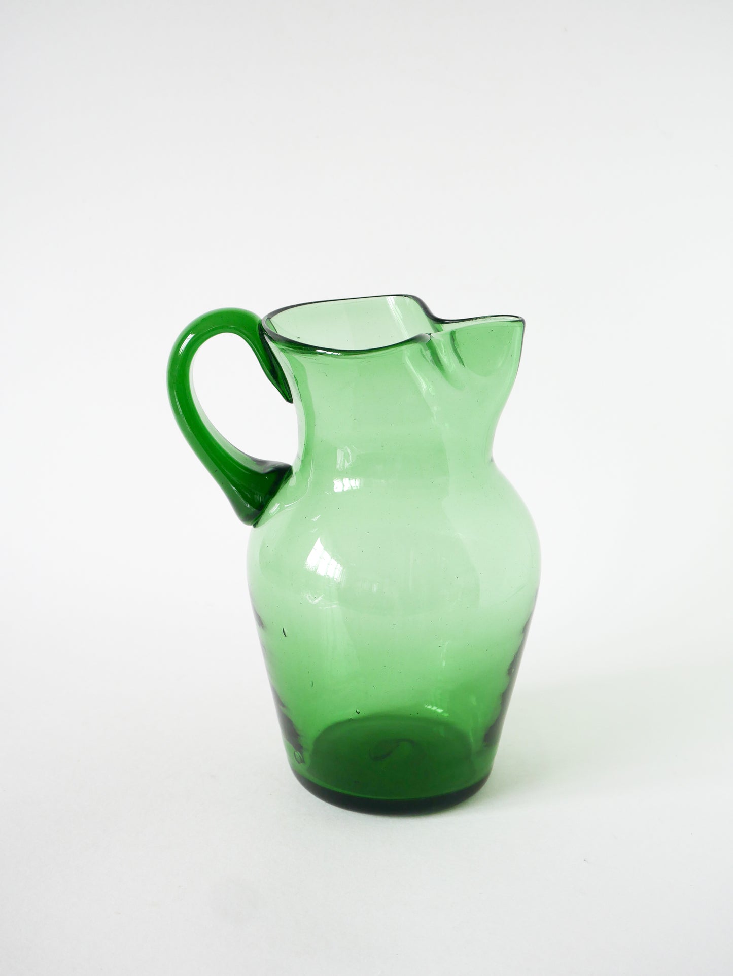 Grand pichet en verre soufflé, Vert, 1970