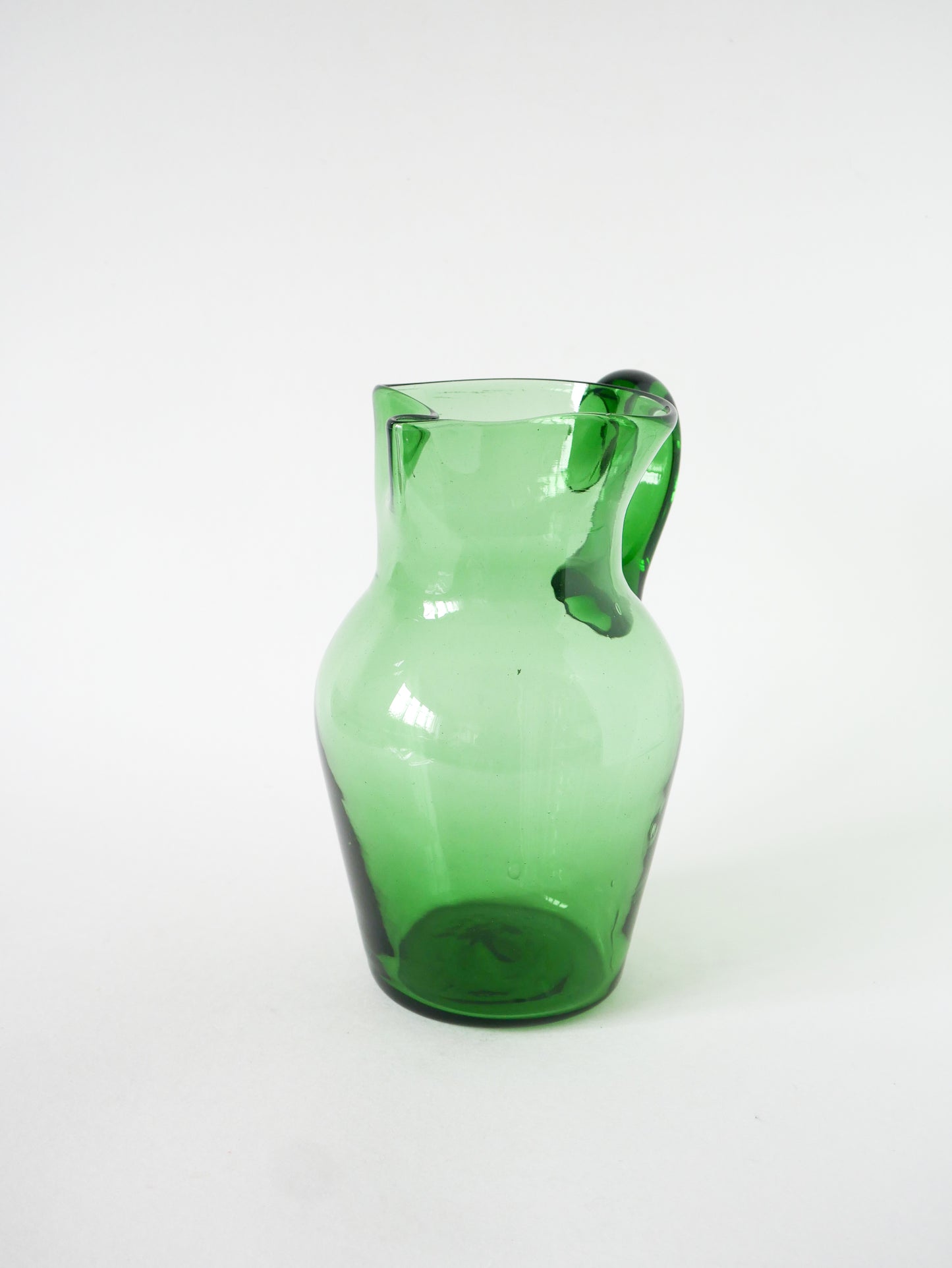 Grand pichet en verre soufflé, Vert, 1970