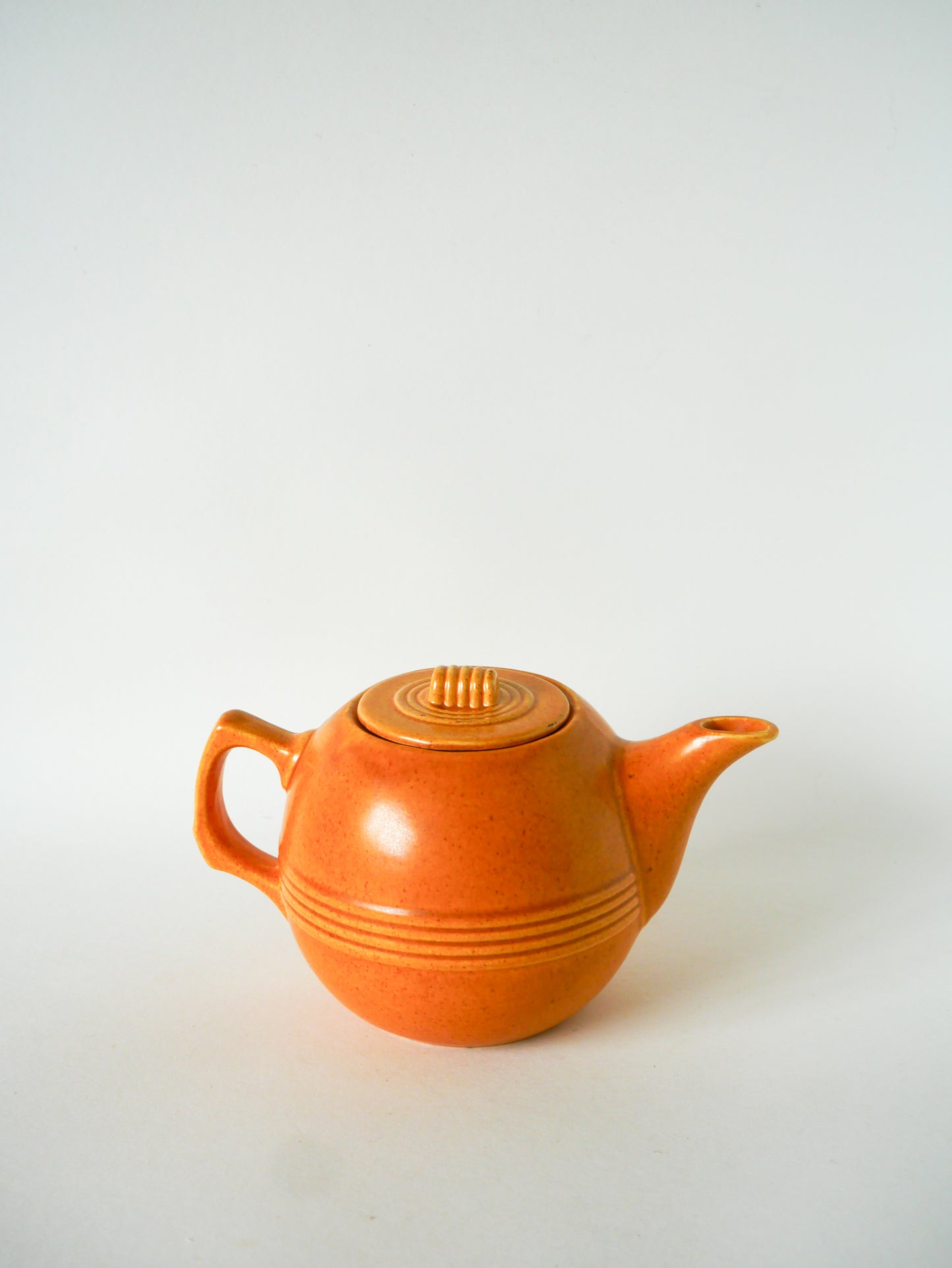 Ensemble composé d'une théière, sucrier et pot à lait en grès, Made in France, 1970