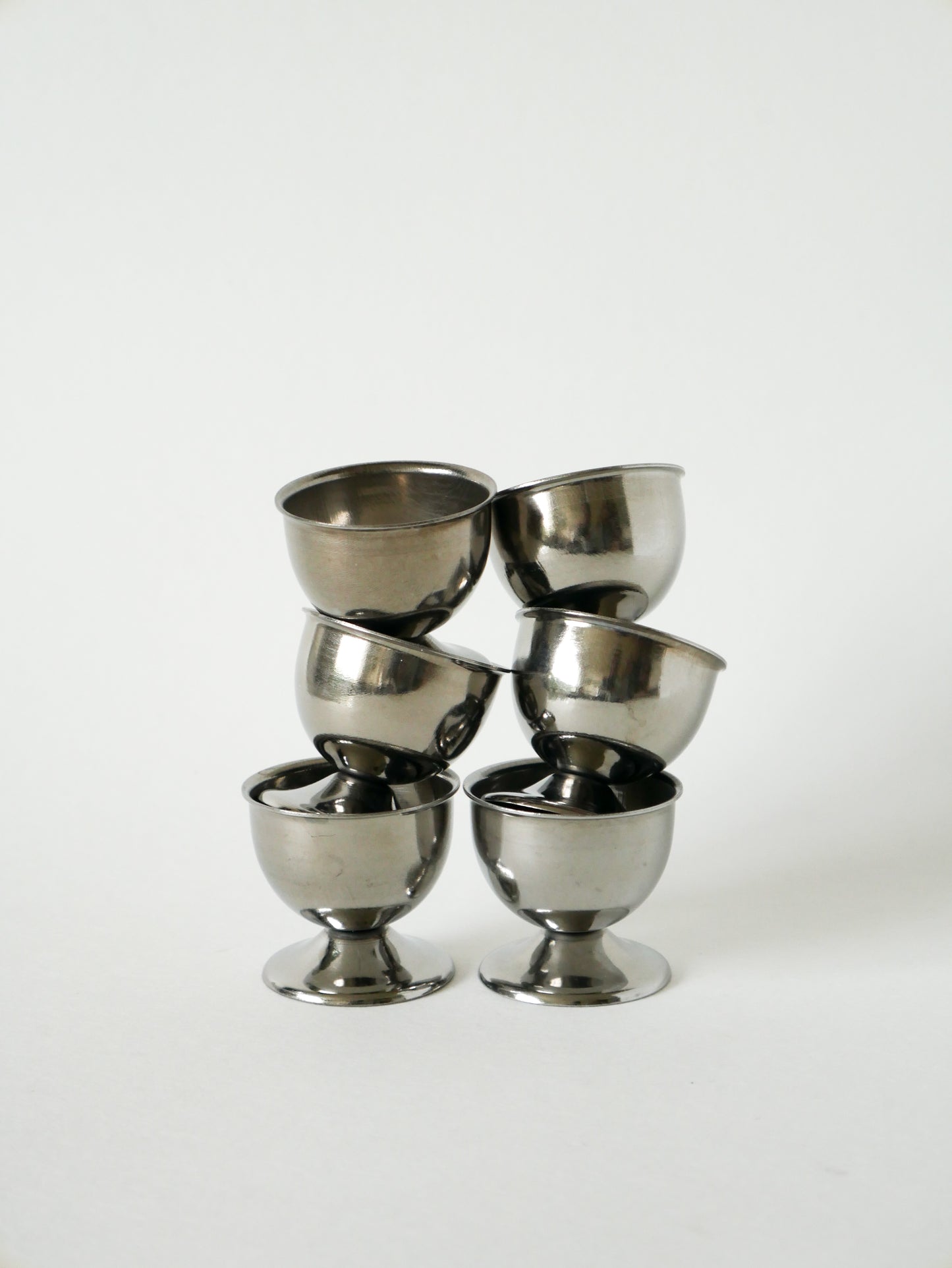 Lot de 6 coquetiers en inox, Design, 1970