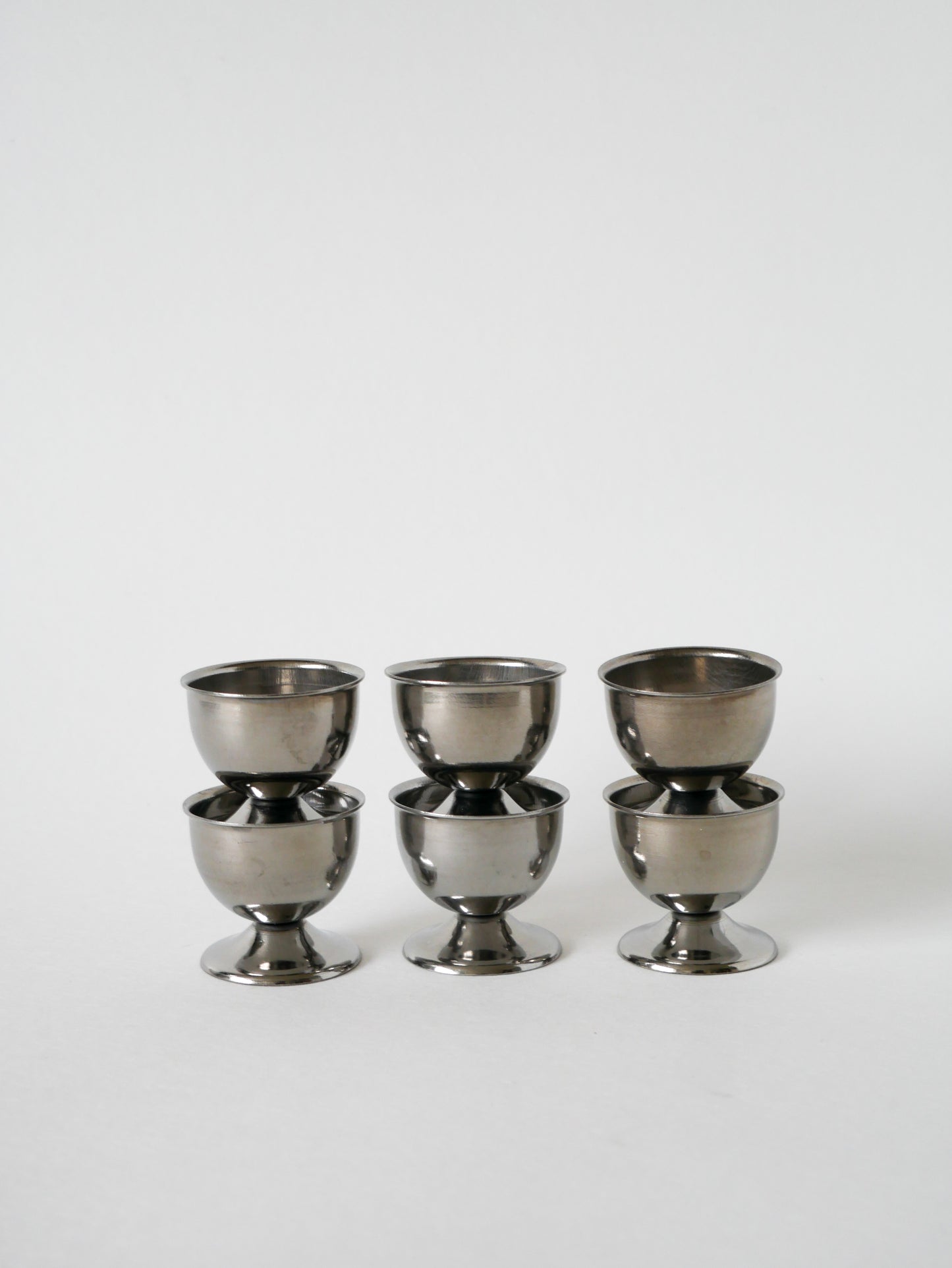 Lot de 6 coquetiers en inox, Design, 1970