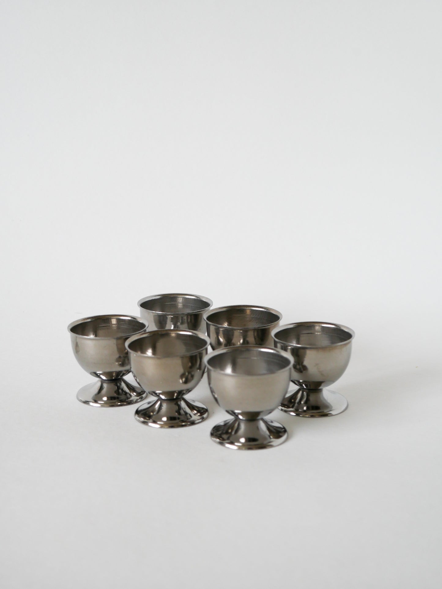 Lot de 6 coquetiers en inox, Design, 1970