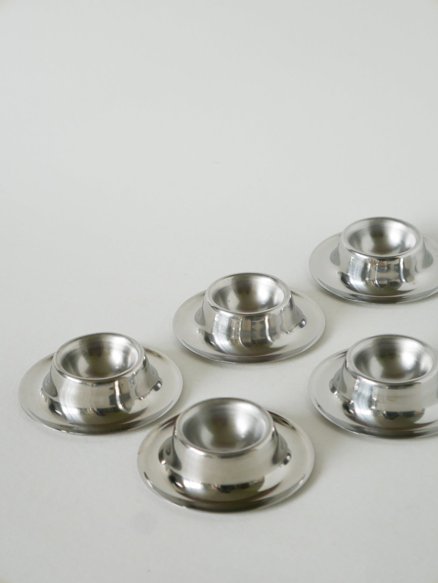 Paire de coquetiers en inox, Design, 1970 - 8.5 cm