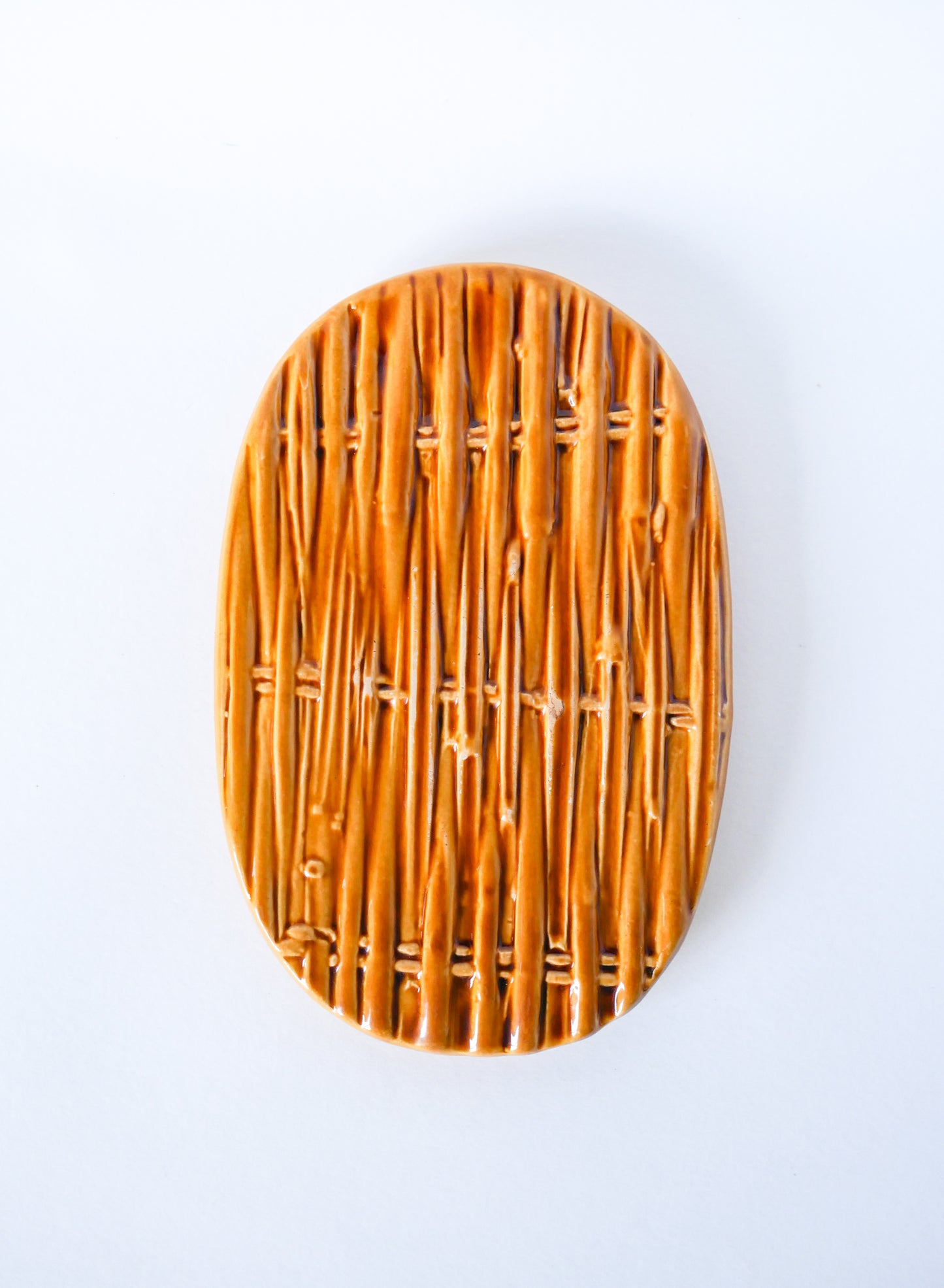 Dessous de plat en barbotine tissée, effet Rotin, Made in France, 1970