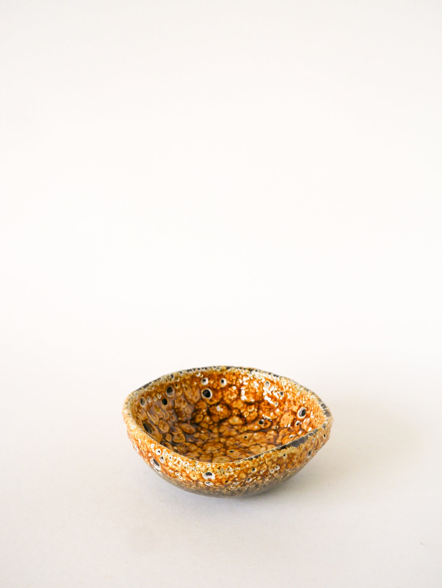 Vide-poche en céramique Fat Lava, Jaune et Noir, 1970