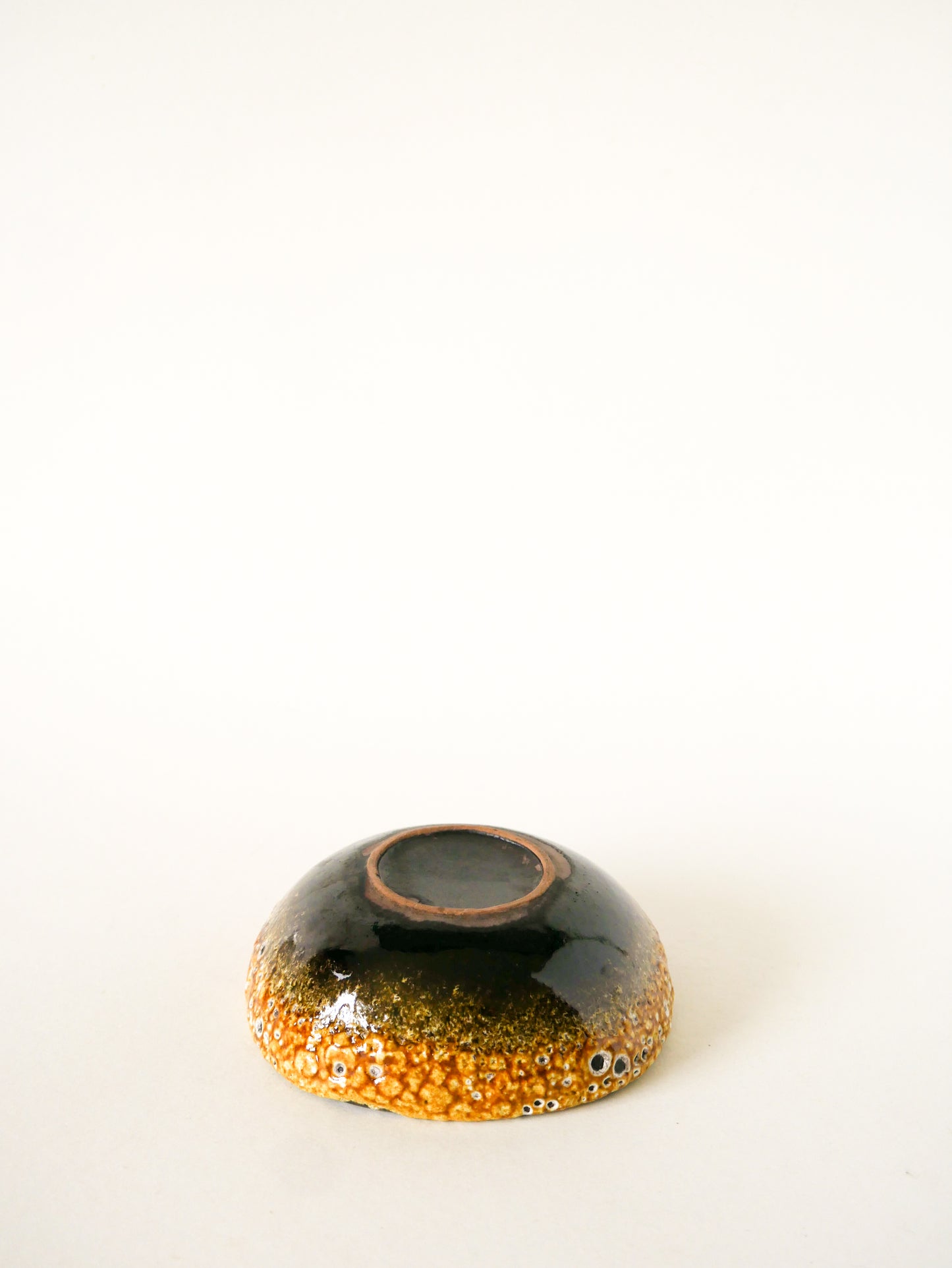 Vide-poche en céramique Fat Lava, Jaune et Noir, 1970