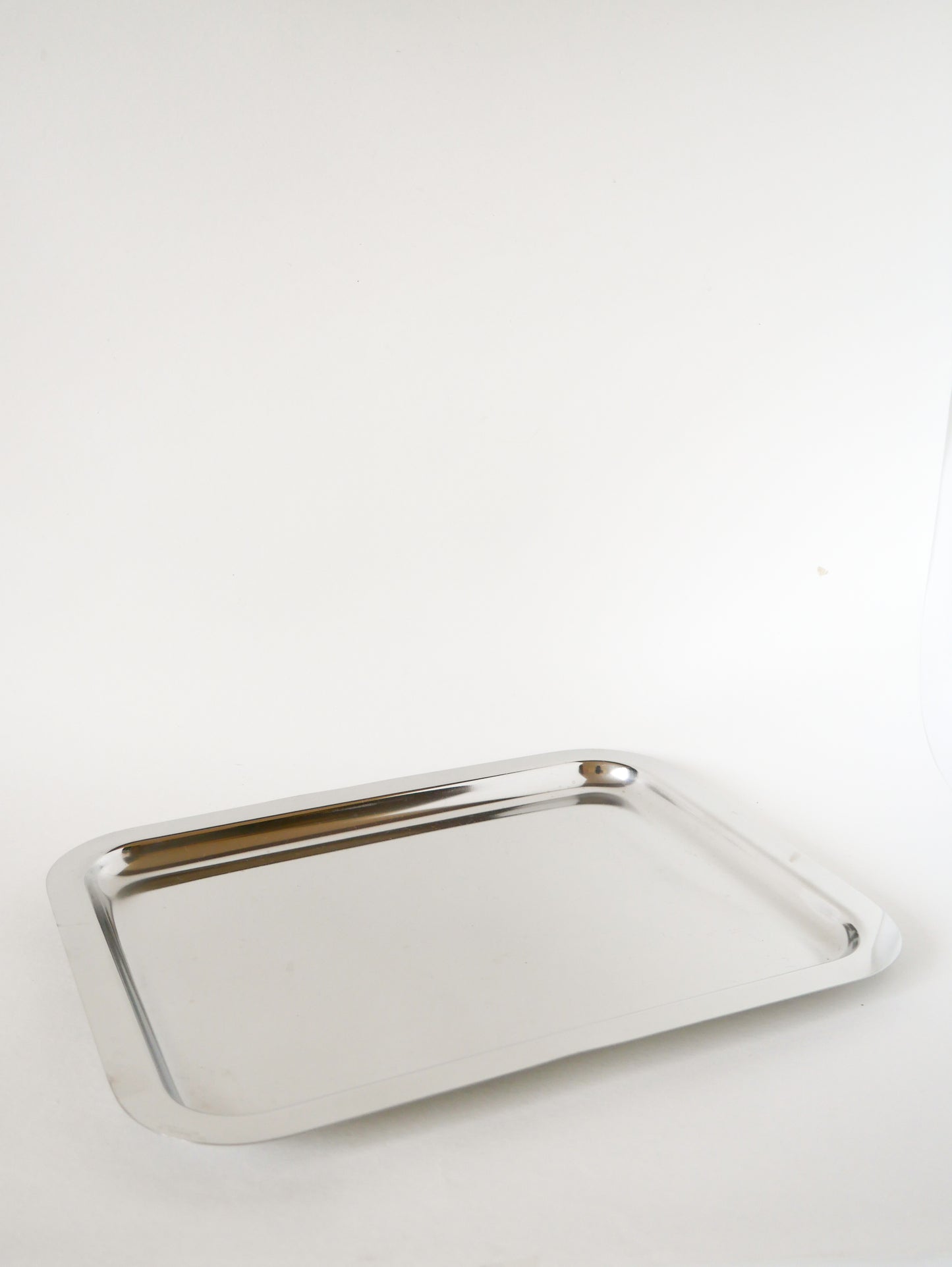 Grand plateau en inox rectangulaire, Made in Italy, Design, 1970 - 27.5 X 36 cm