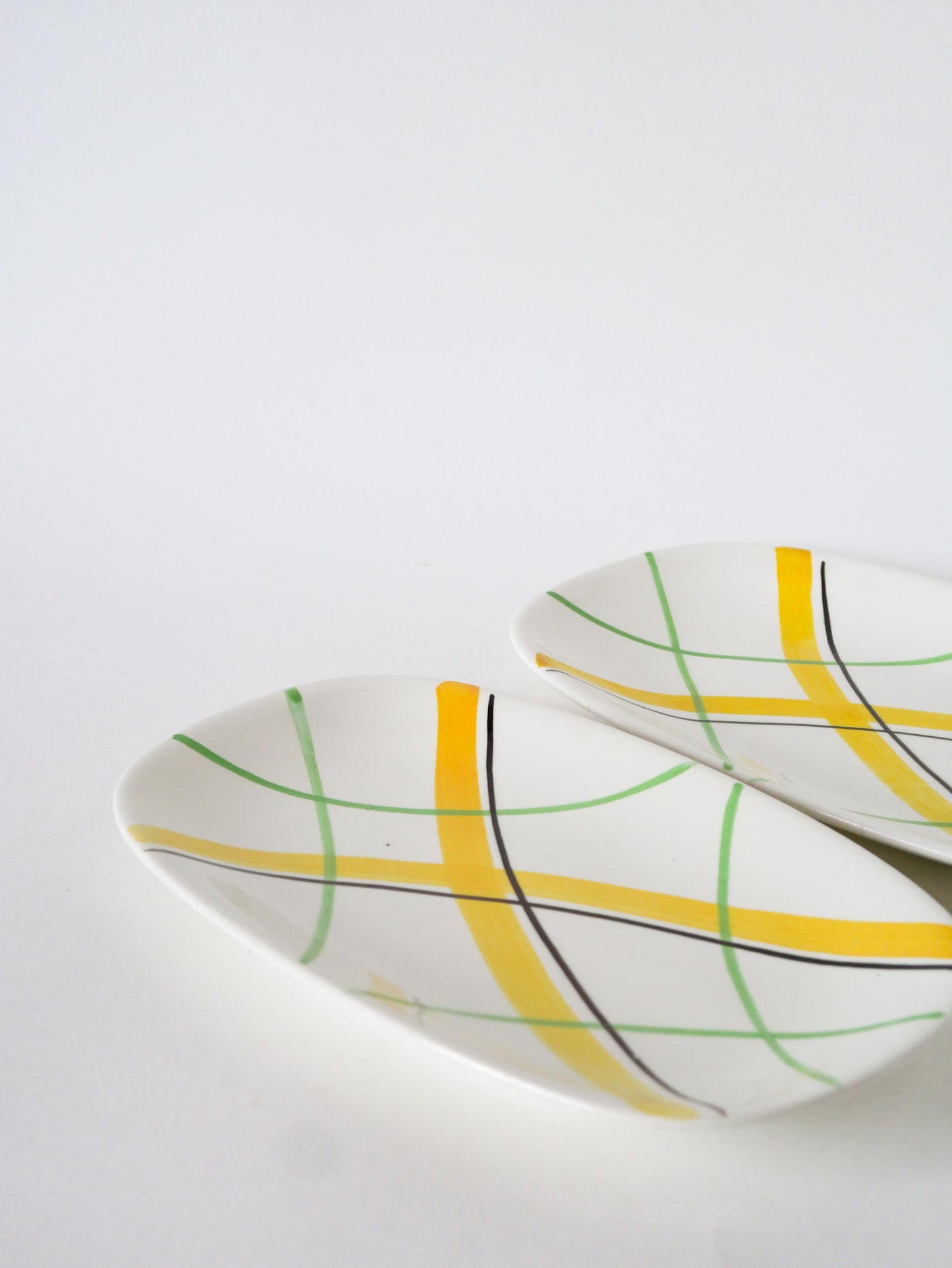 Paire de petits plats en faïence de Gien, modèle Sarabande, Jaune et Vert, Design, 1960