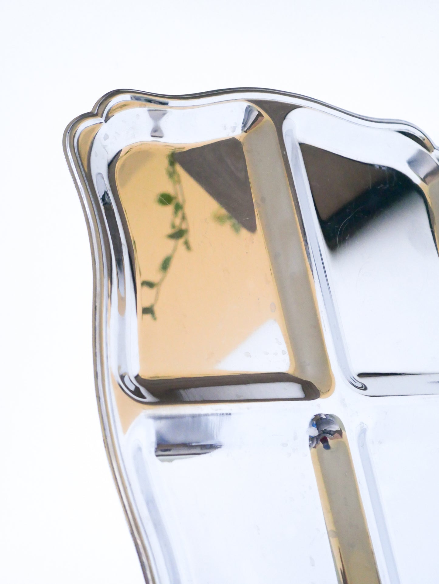 Plateau rectangulaire à compartiments, 1970 - 42 X 29 cm