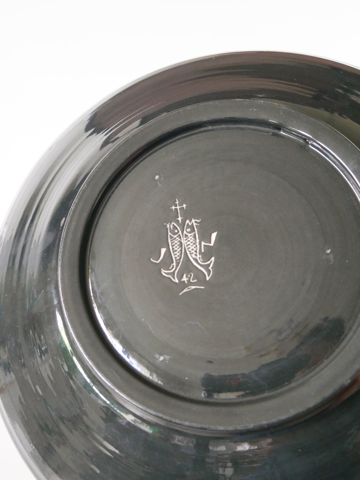 Grande coupe en céramique, motifs abstraits, Noir & Jaune, Made in Belgium, 1960 - 30 X 5 cm