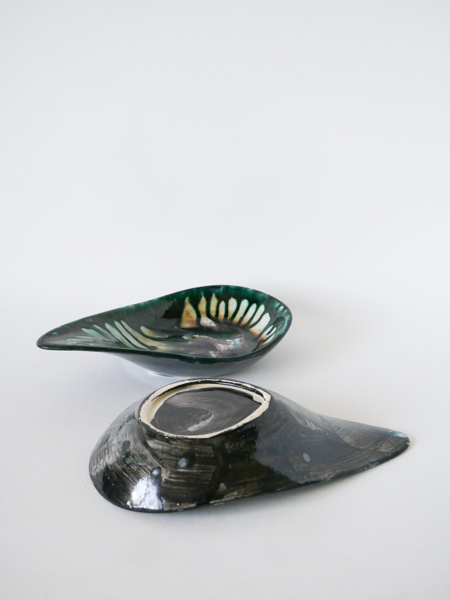 Trio de petits plats en céramique du Morvan, 1970