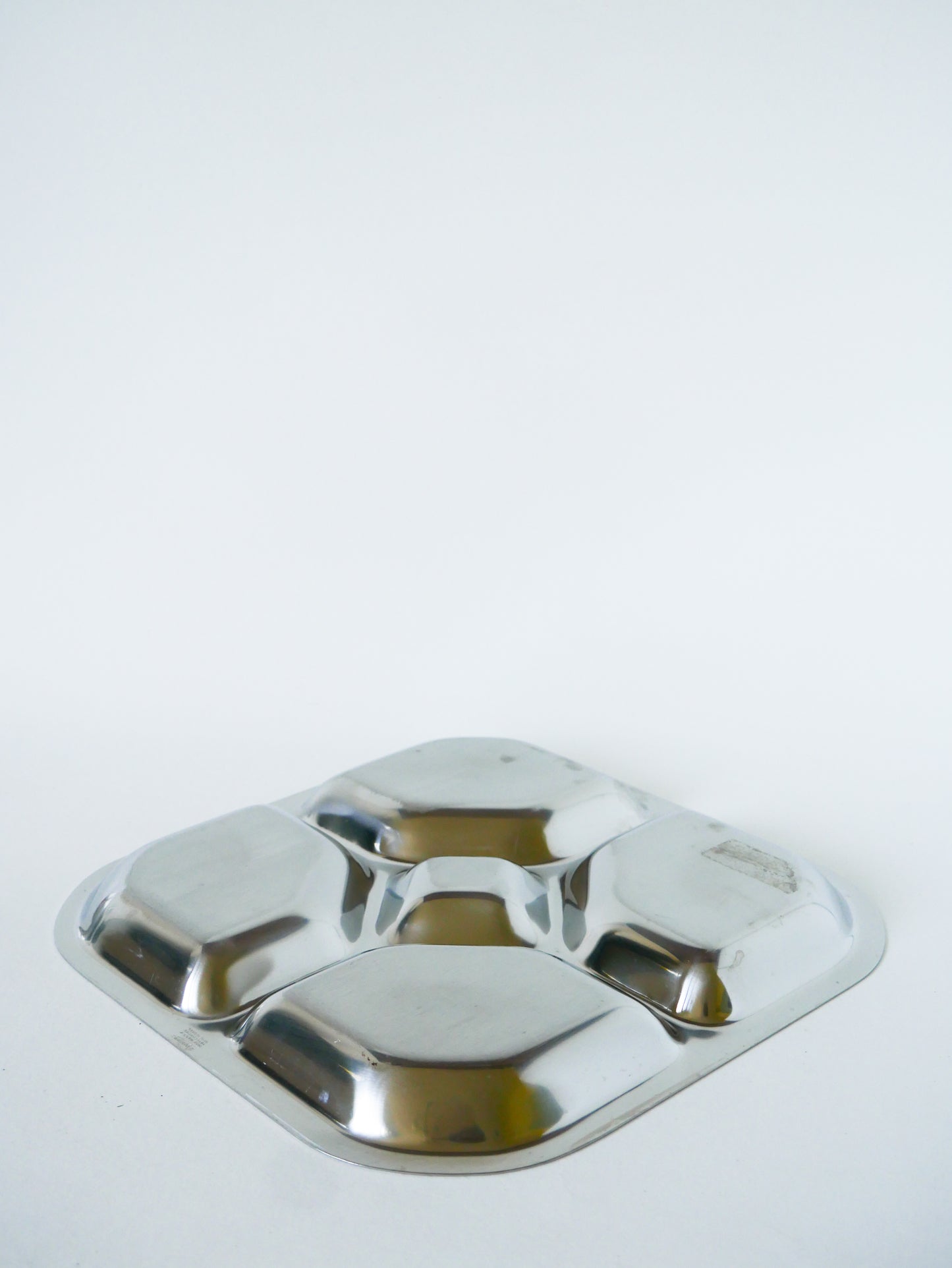 Présentoir à compartiments en inox, Carré, Design, 1970
