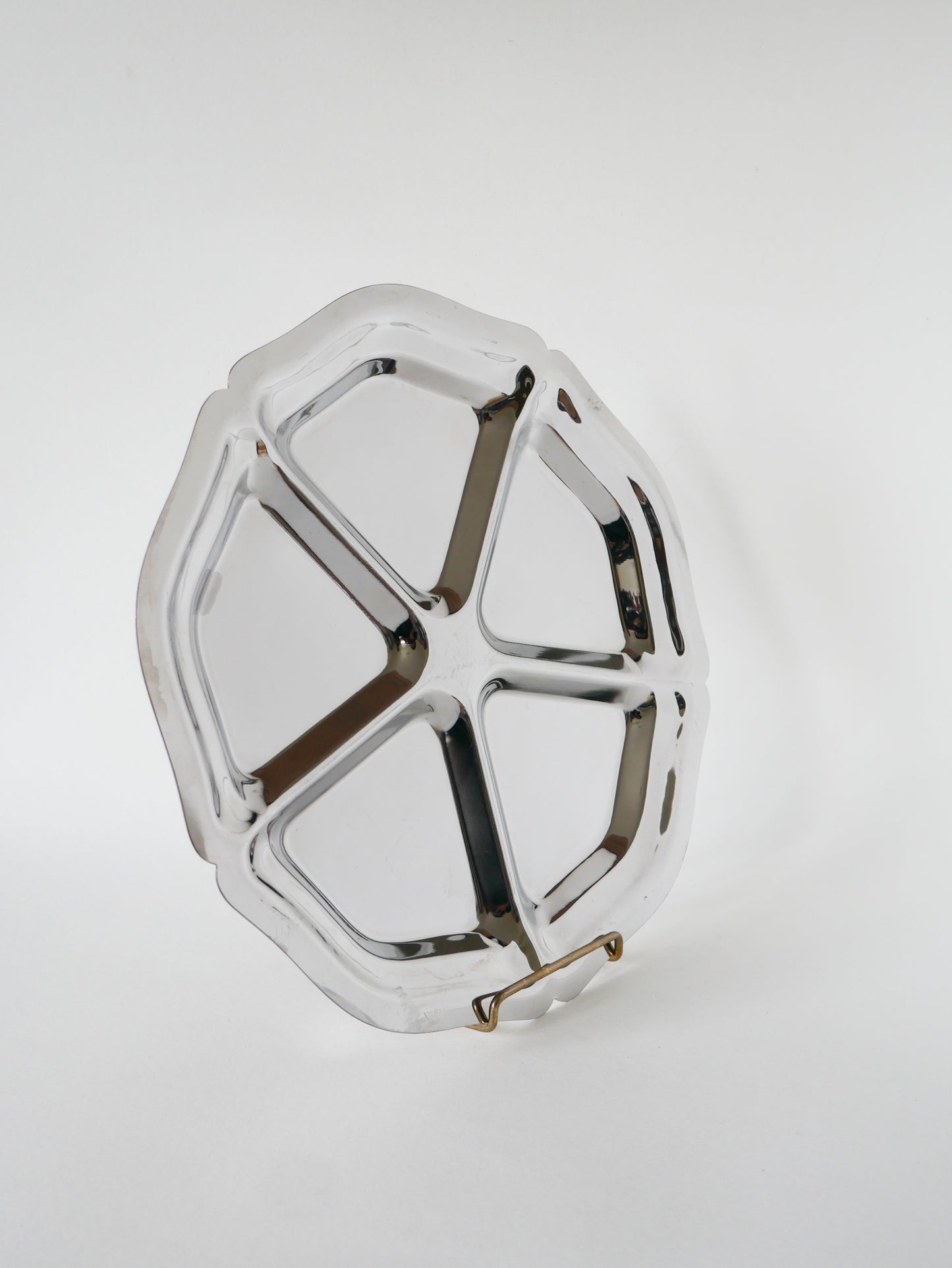 Plat à compartiments en inox, forme fleurs, 1970 - 33 cm