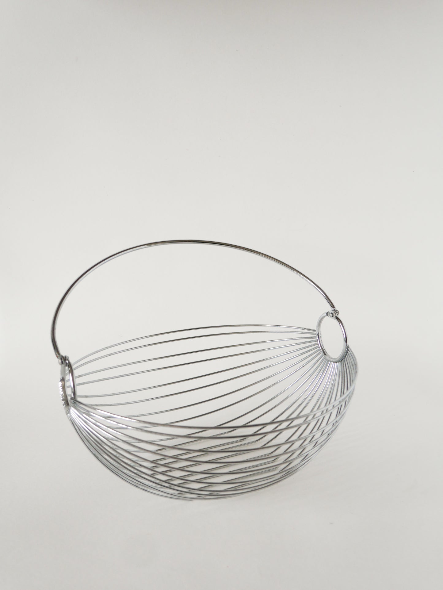 Corbeille à fruits avec anse en inox, Design, 1970