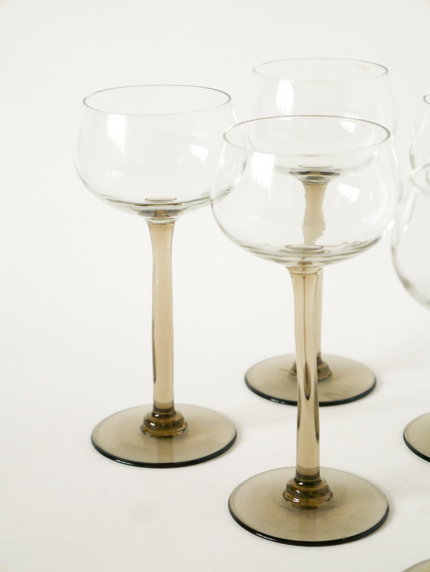 Lot de 6 verres à vin en verre fumé, Made in France, Design, 1970
