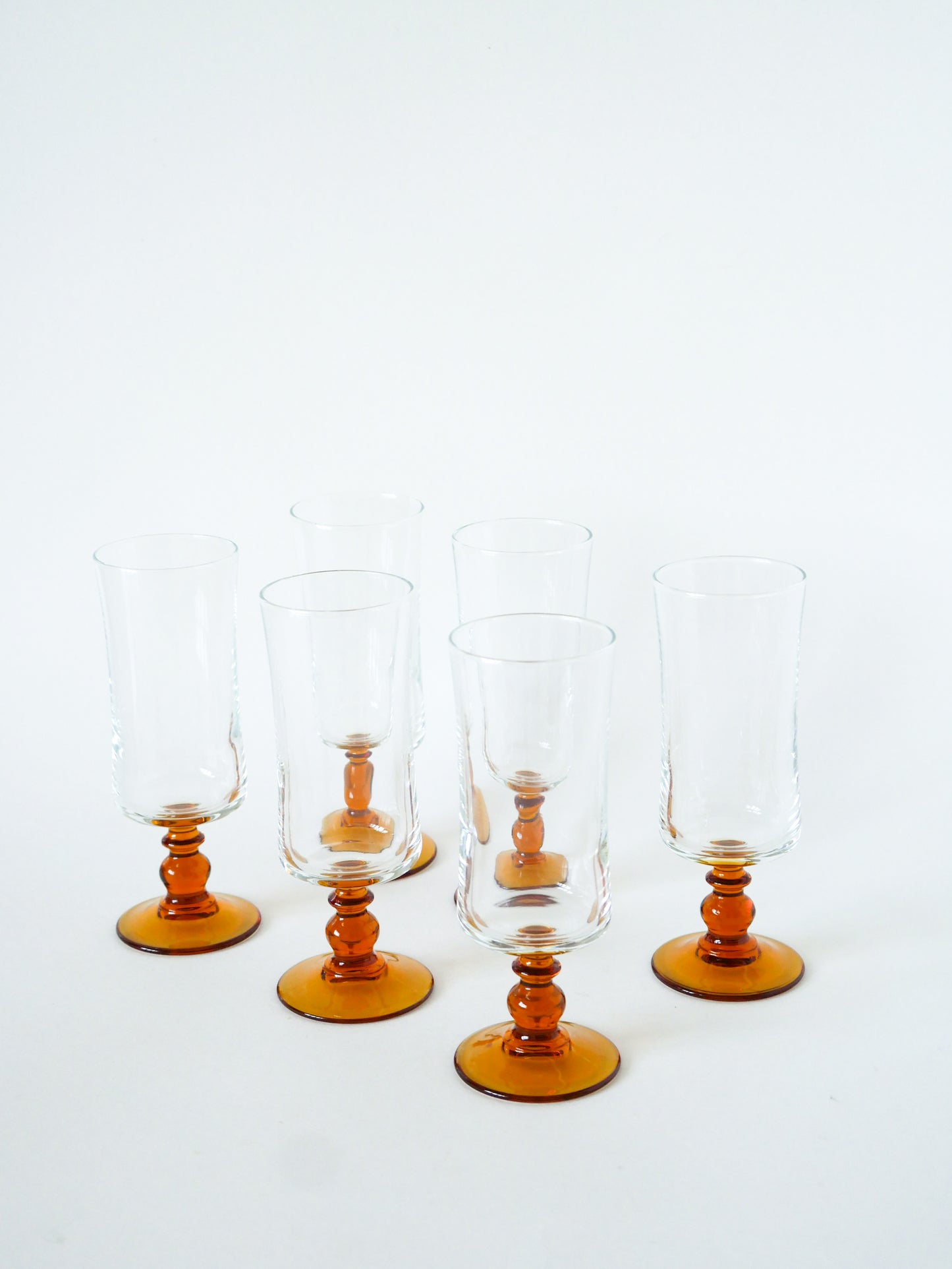 Lot de 6 flûtes à champagne en verre ambré, 1970