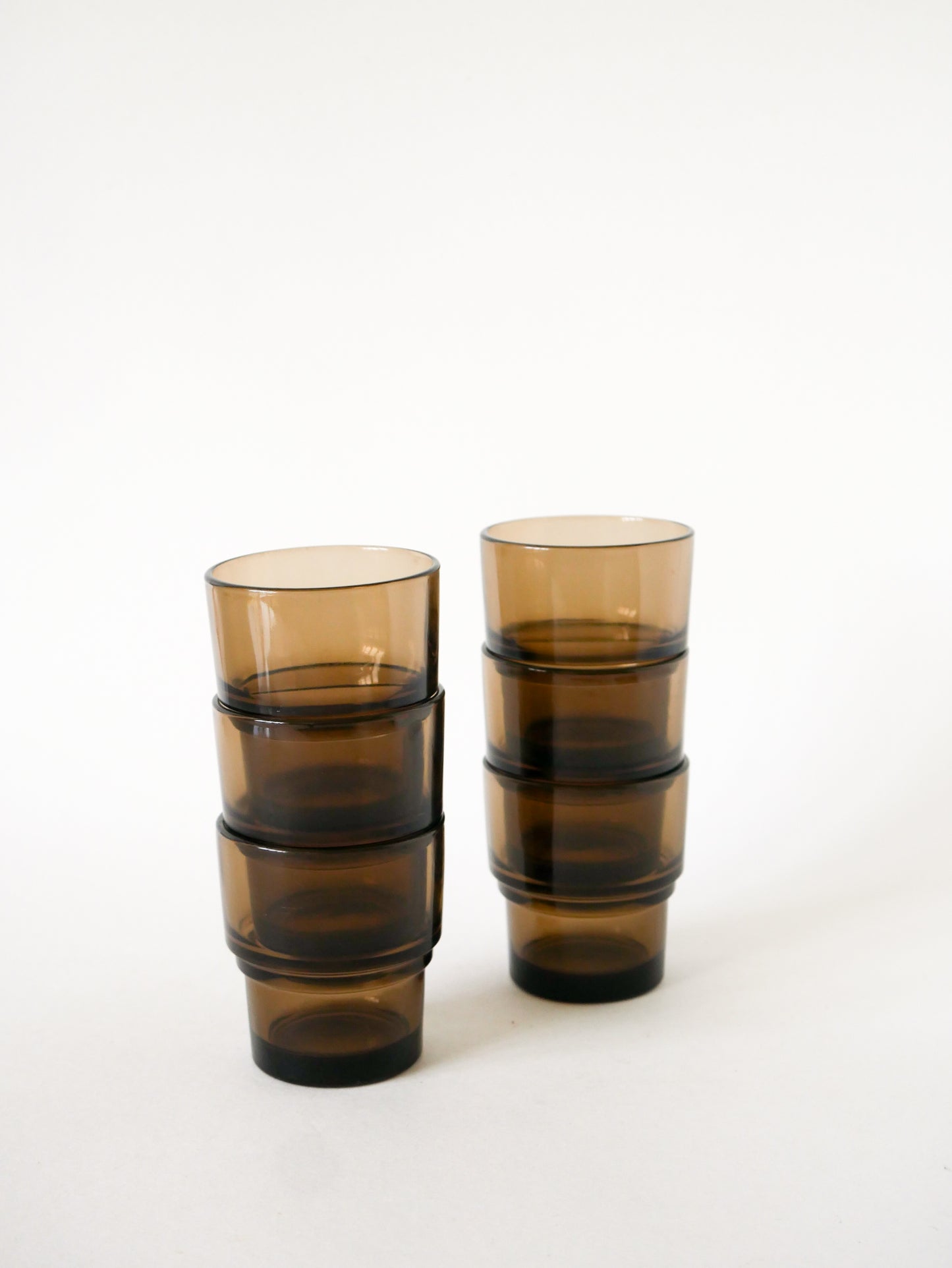 Ensemble de 6 verres à eau empilables, Verre Fumé, 1970