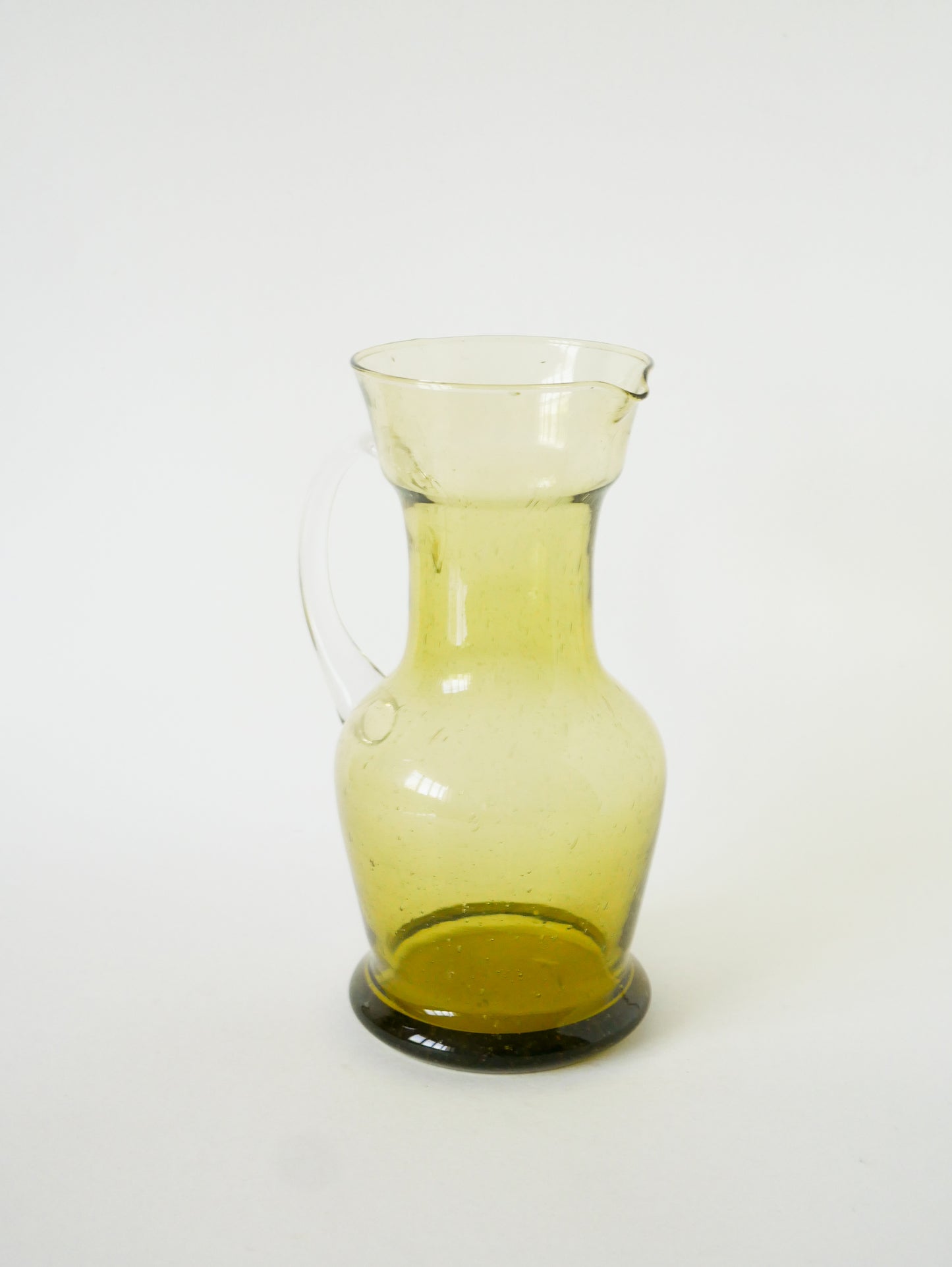 Service à orangeade en verre bullé de Biot, composé d'une carafe et de 6 verres Long Drink, Vert, 1960