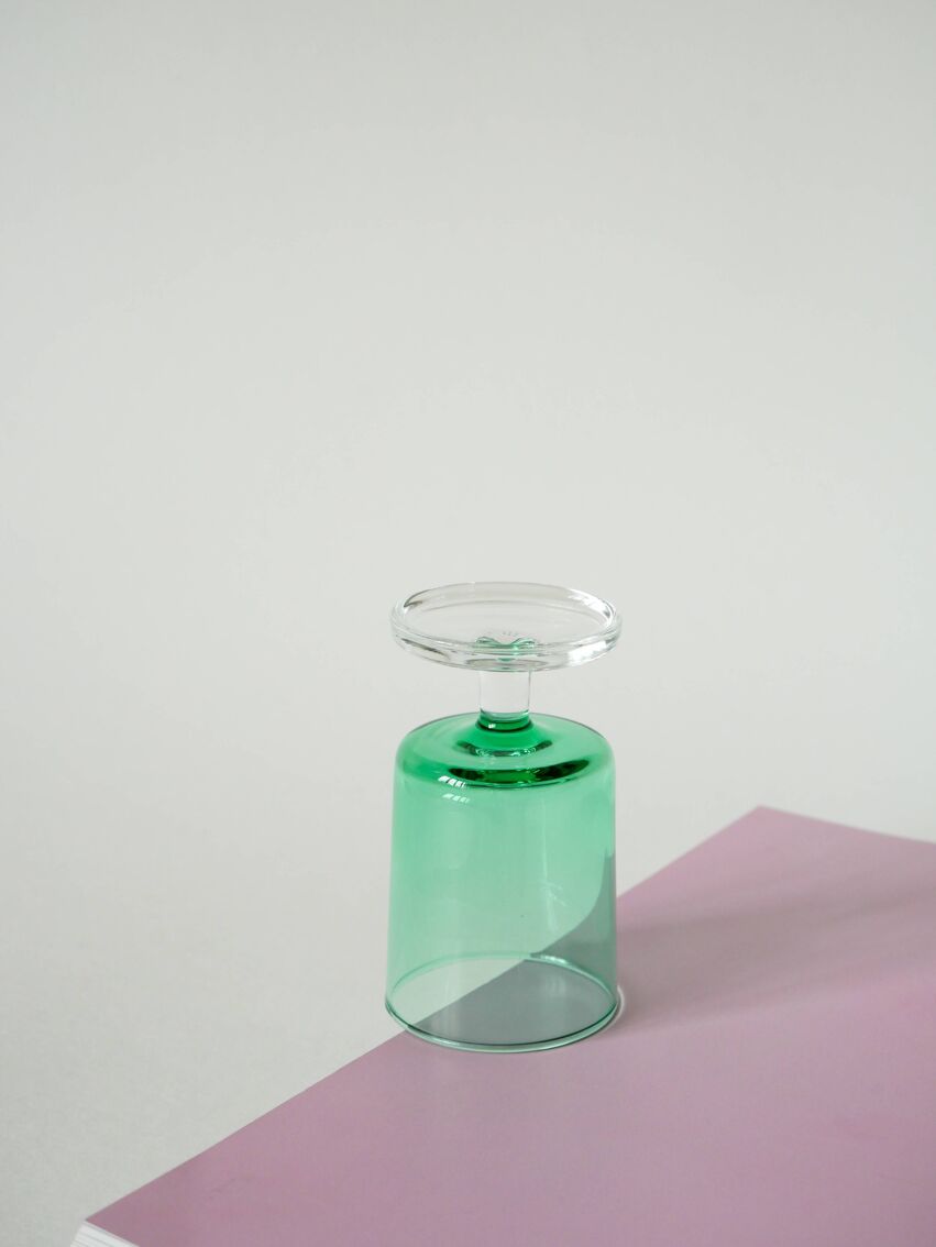 Lot de 5 petits verres à vin en verre vert, Luminarc, 1970