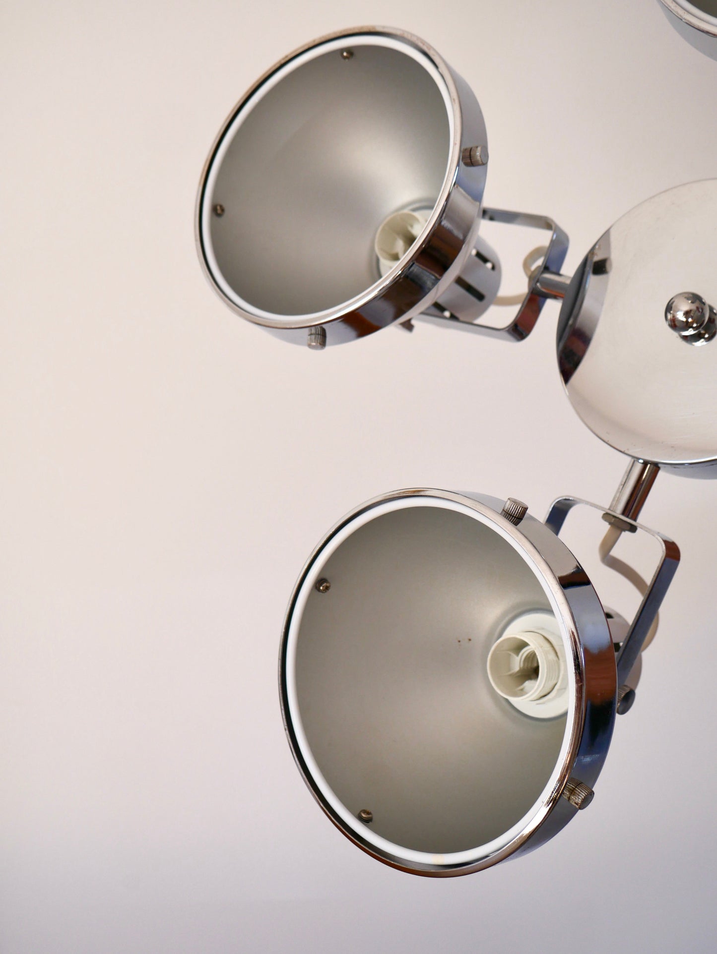 Suspension Eye Ball acier chromé et acier laqué blanc années 1970