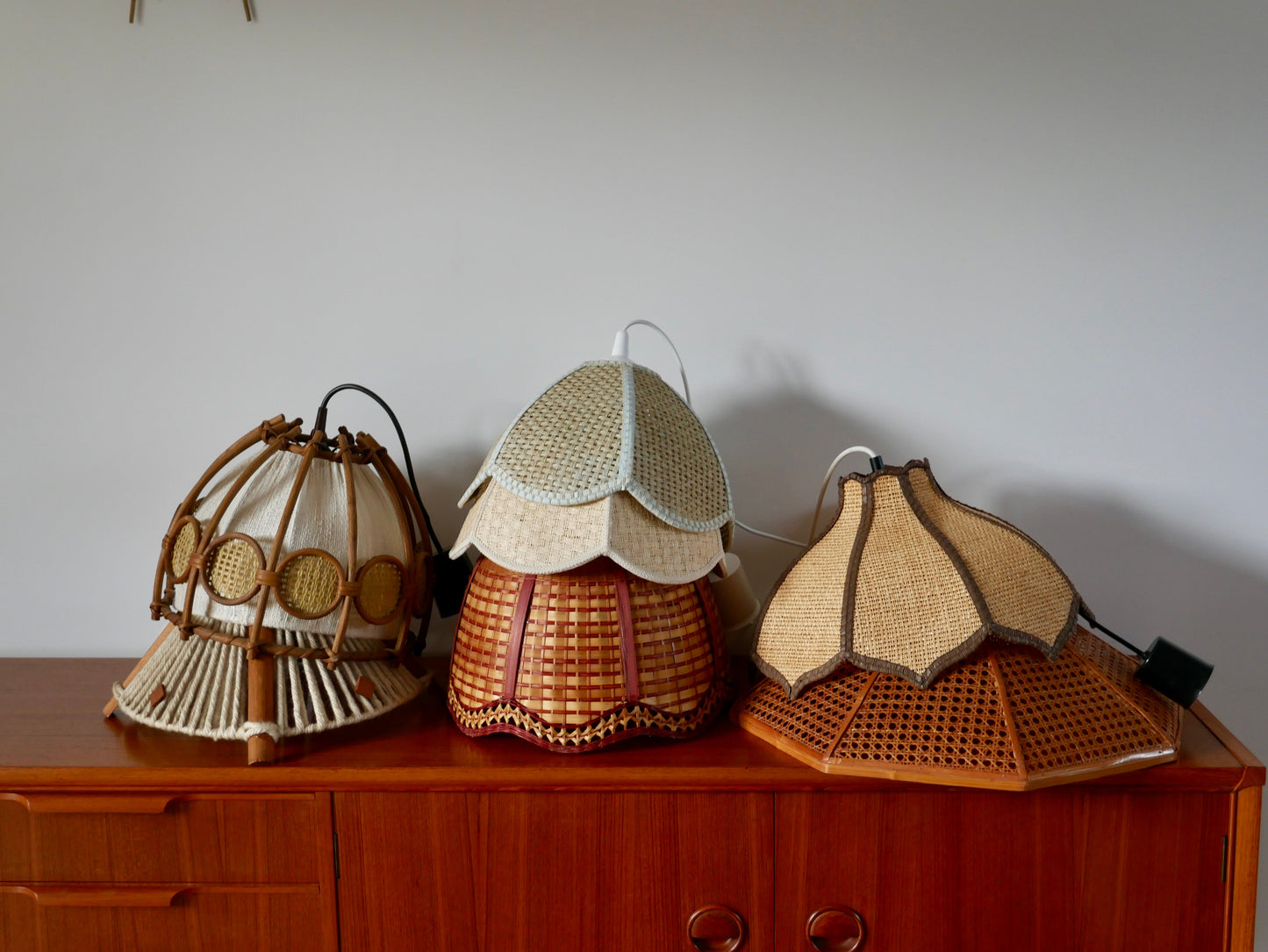 Suspension scandinave en rotin toile et cannage années 60-70
