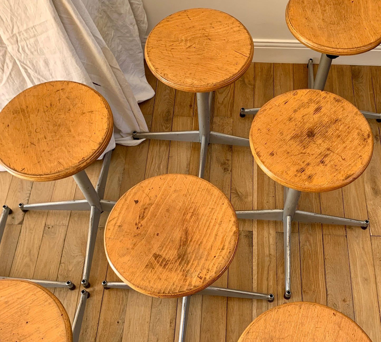 Tabouret d'atelier industriel design Made in France hauteur réglable années 70