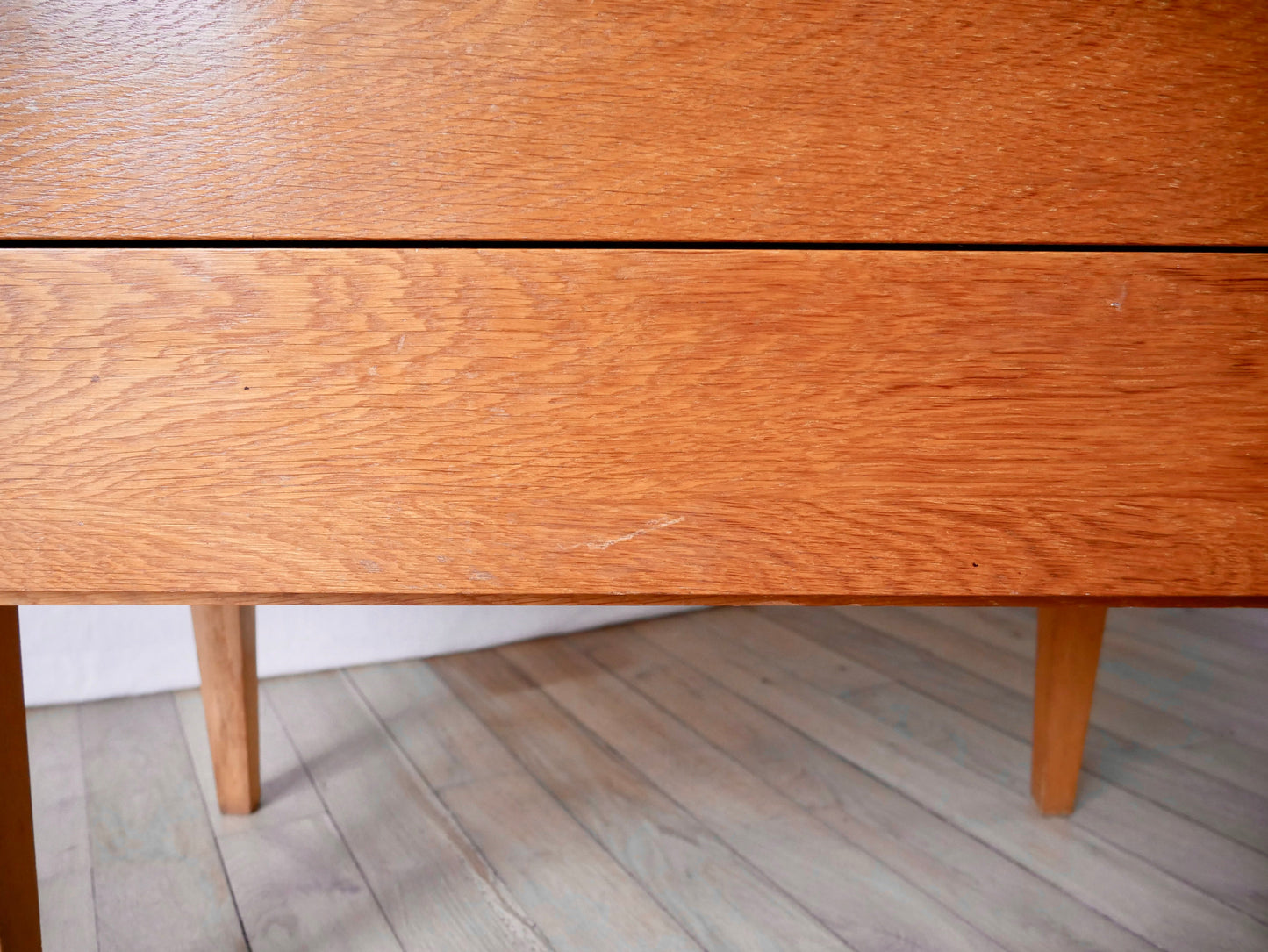 Commode scandinave design en chêne blond Mid-Century Circa 1950
