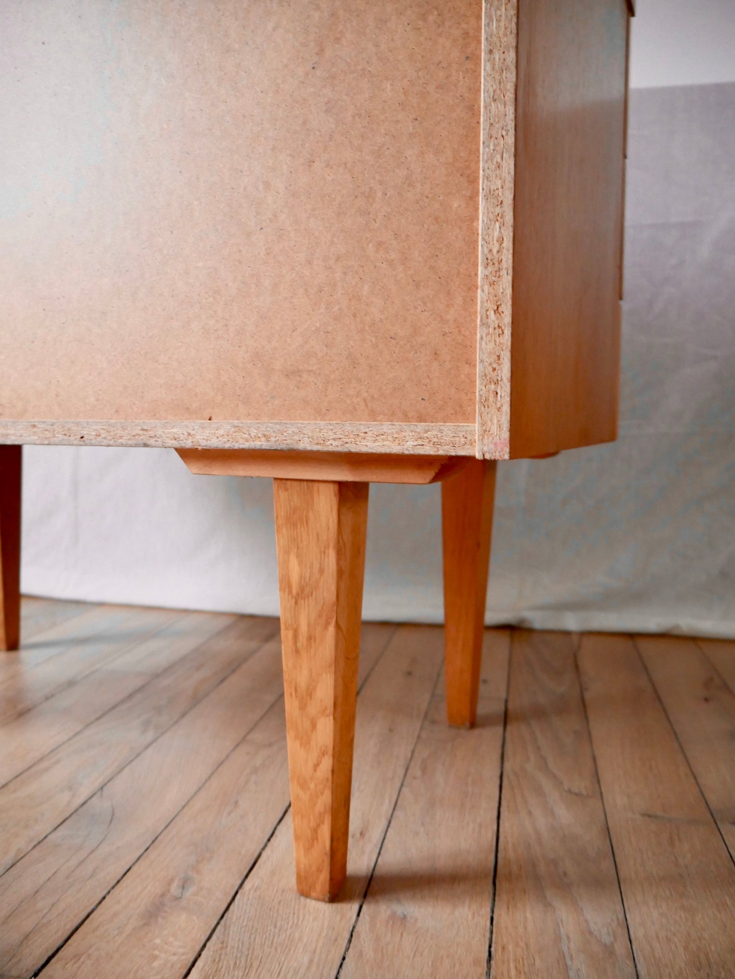 Commode scandinave design en chêne blond Mid-Century Circa 1950