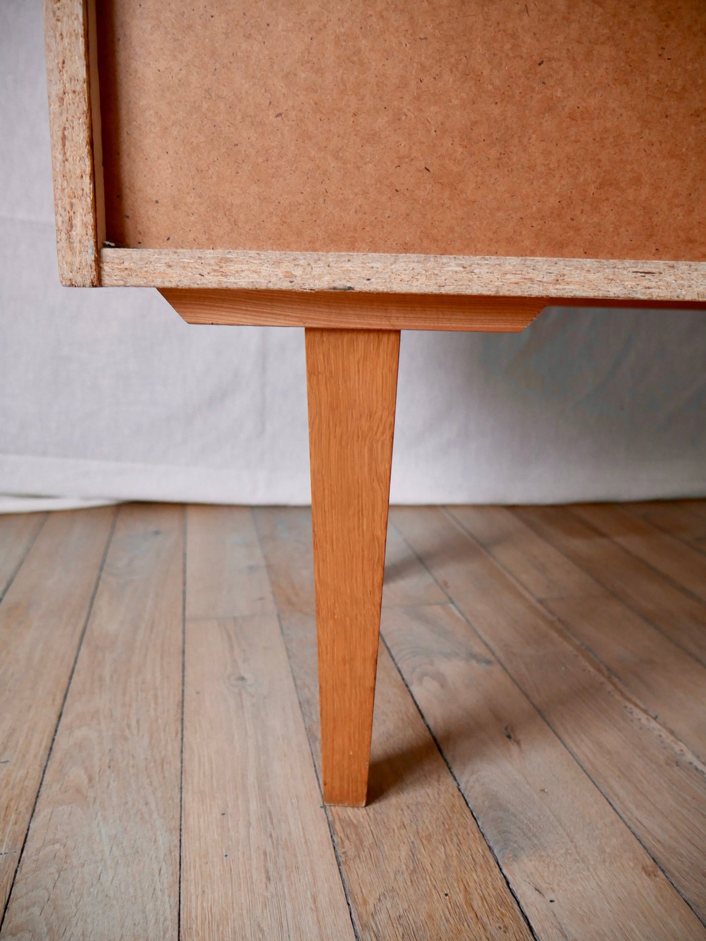 Commode scandinave design en chêne blond Mid-Century Circa 1950