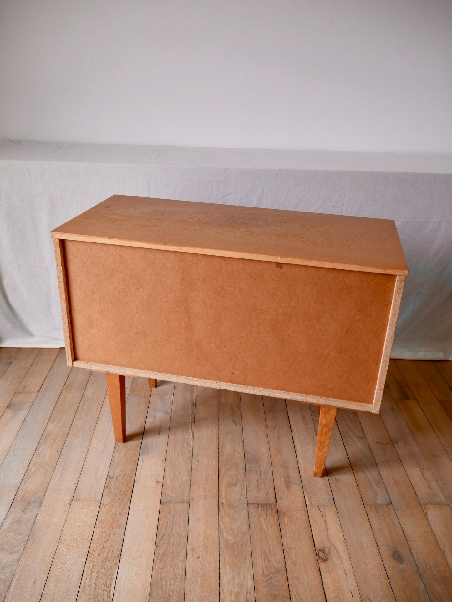Commode scandinave design en chêne blond Mid-Century Circa 1950