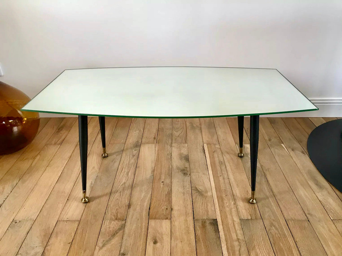 Table basse design miroir et pieds compas années 50