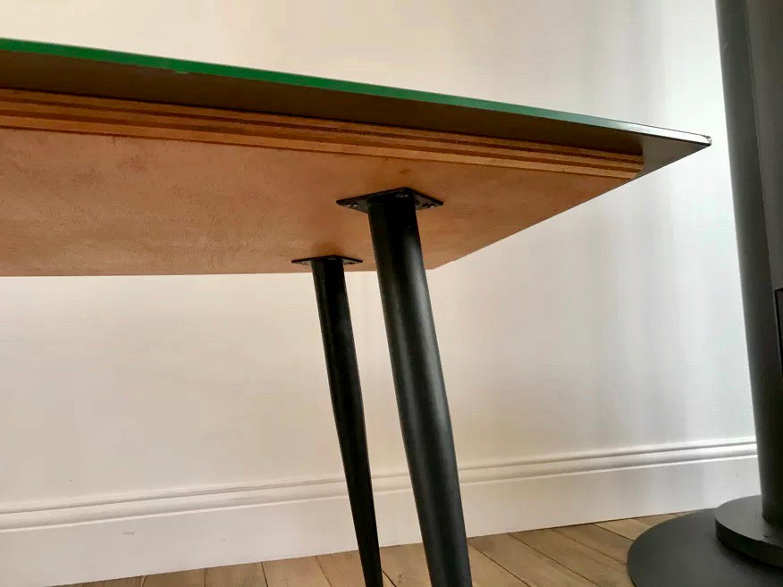 Table basse design miroir et pieds compas années 50