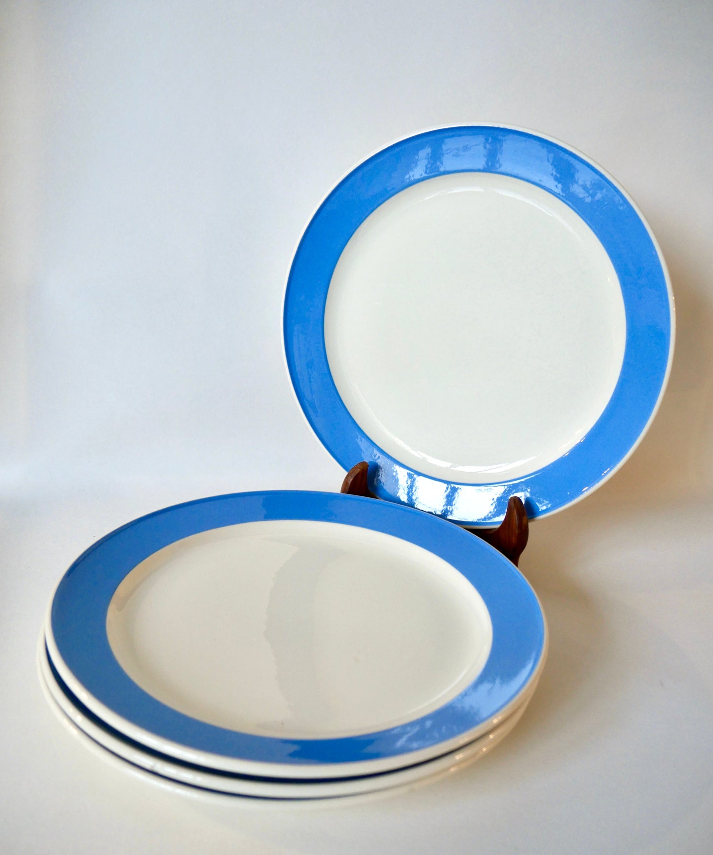Lot de 4 assiettes plates Villeroy & Boch modèle Orléans bleu ciel années 50