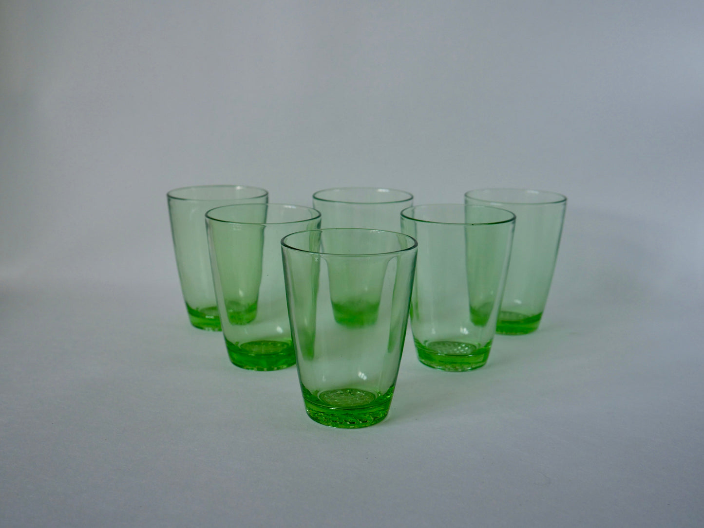 Lot de 6 verres à eau Made in France en verre vert, 1970