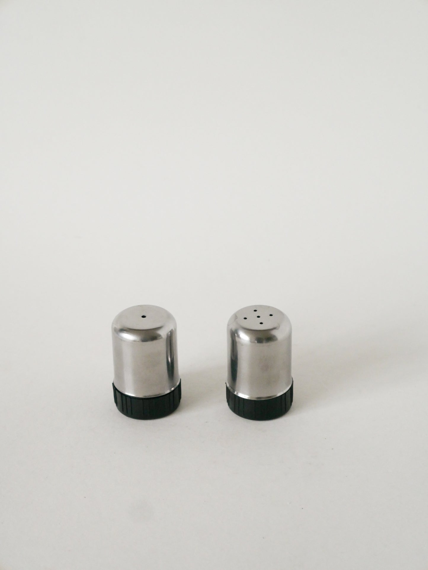 Paire de Sel & Poivre, Chrome et plastique, 1980