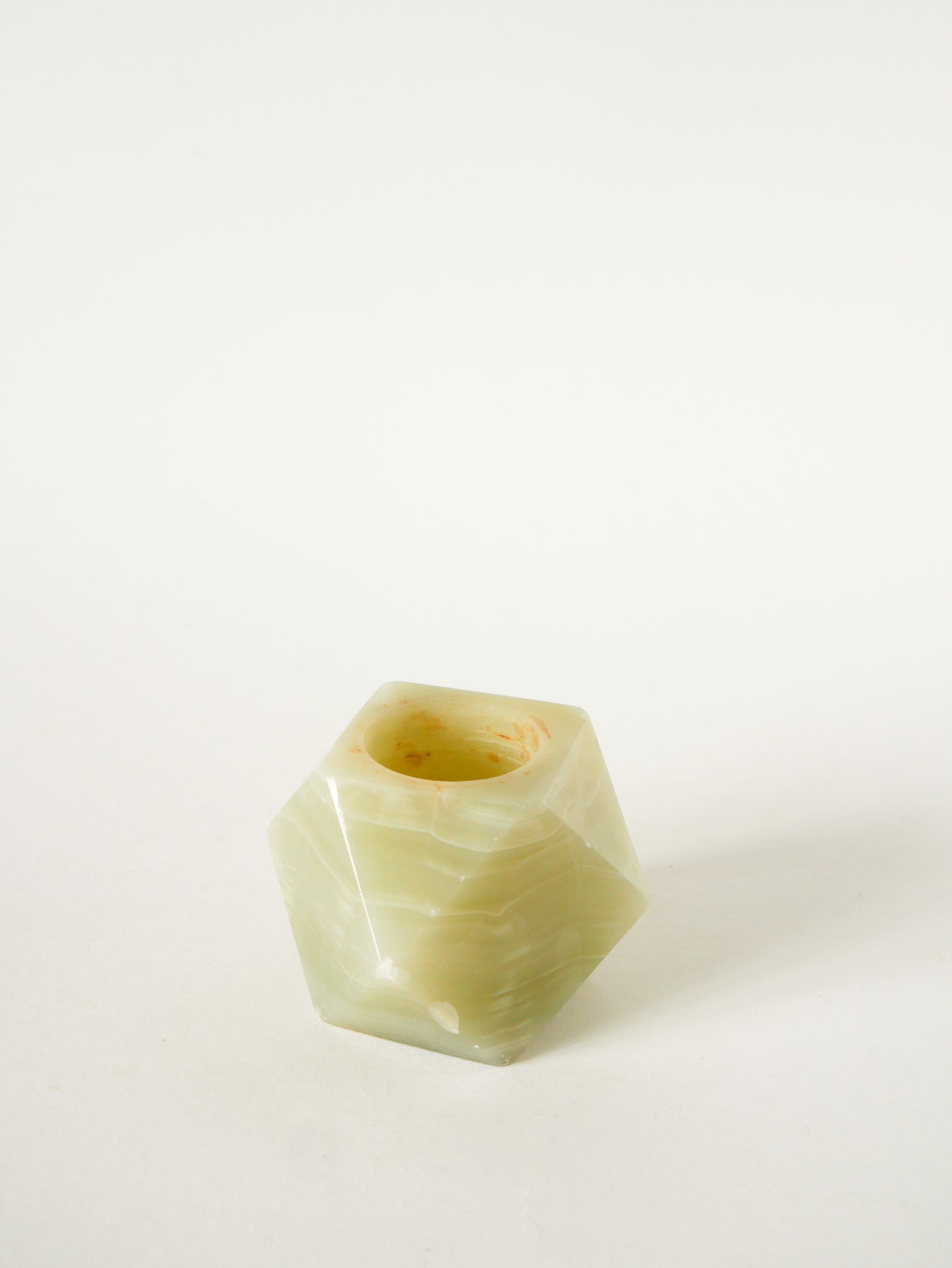 Bougeoir hexagonal en albâtre, 1970
