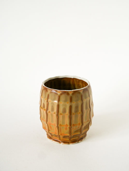 Cache-pot en céramqique facetté, Signé, 1960