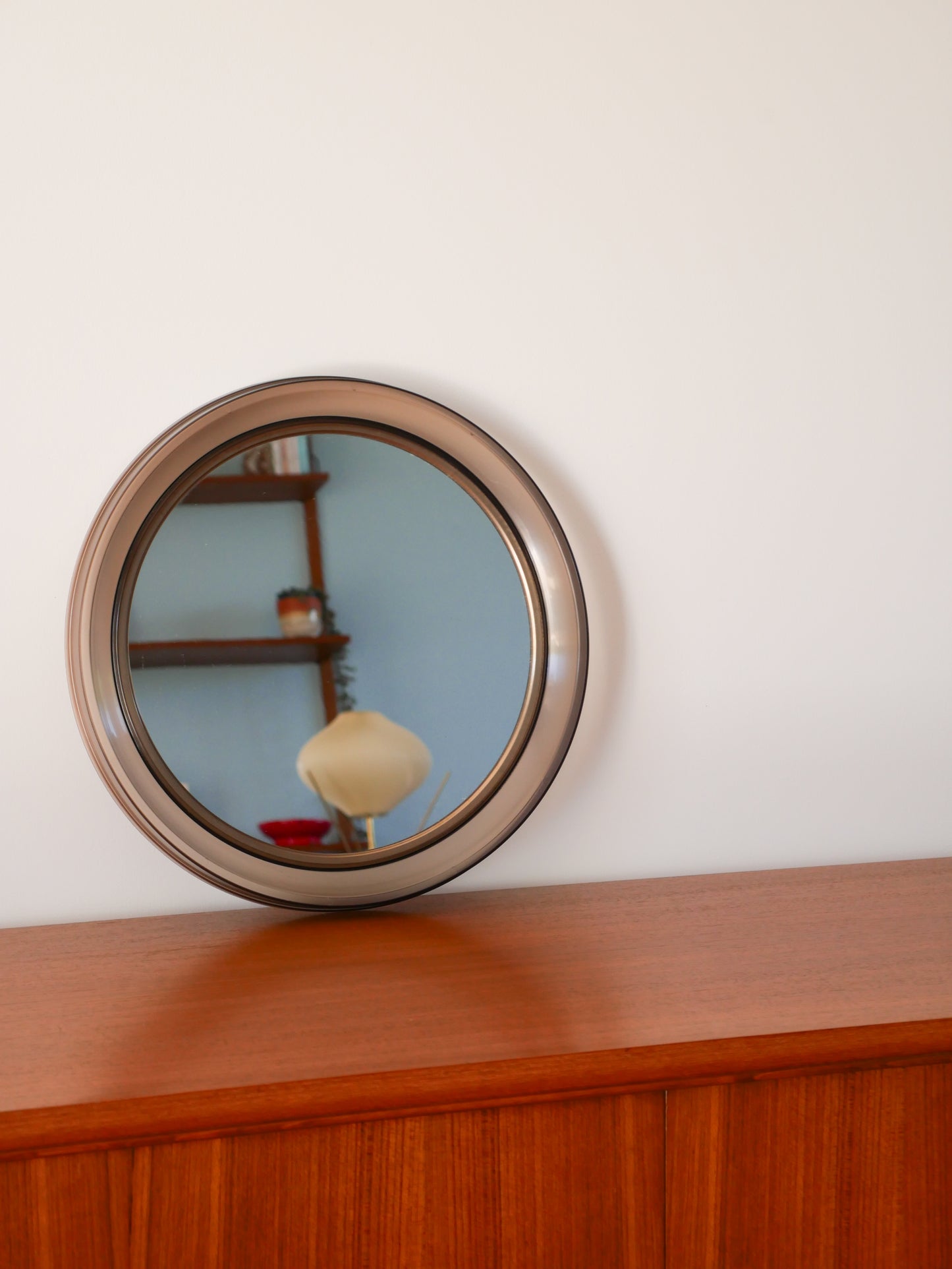Miroir en plexi, Fumé, Design, 1970 - 37 cm