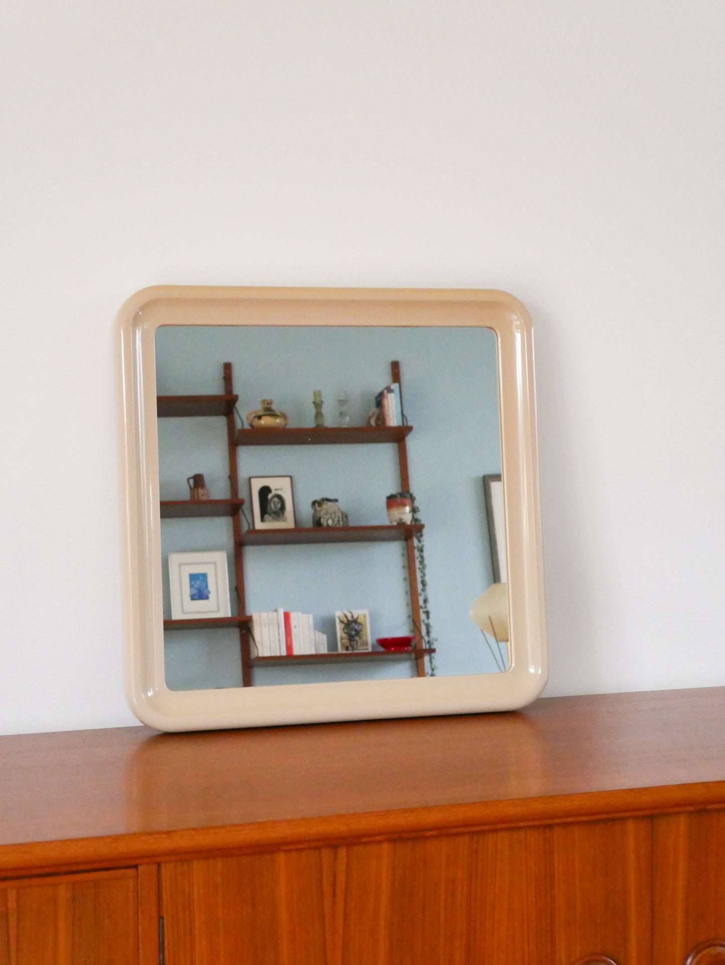 Miroir en plastique, forme Carrée, Ivoire, Design, 1970