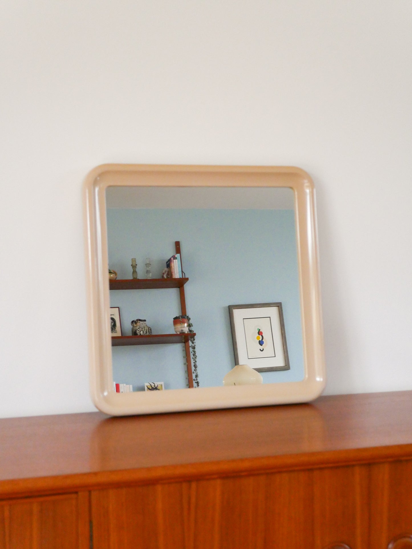 Miroir en plastique, forme Carrée, Ivoire, Design, 1970