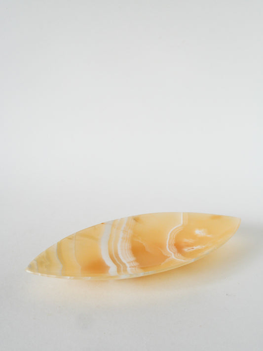 Vide-poche ovoïde en travertin, Design, 1970