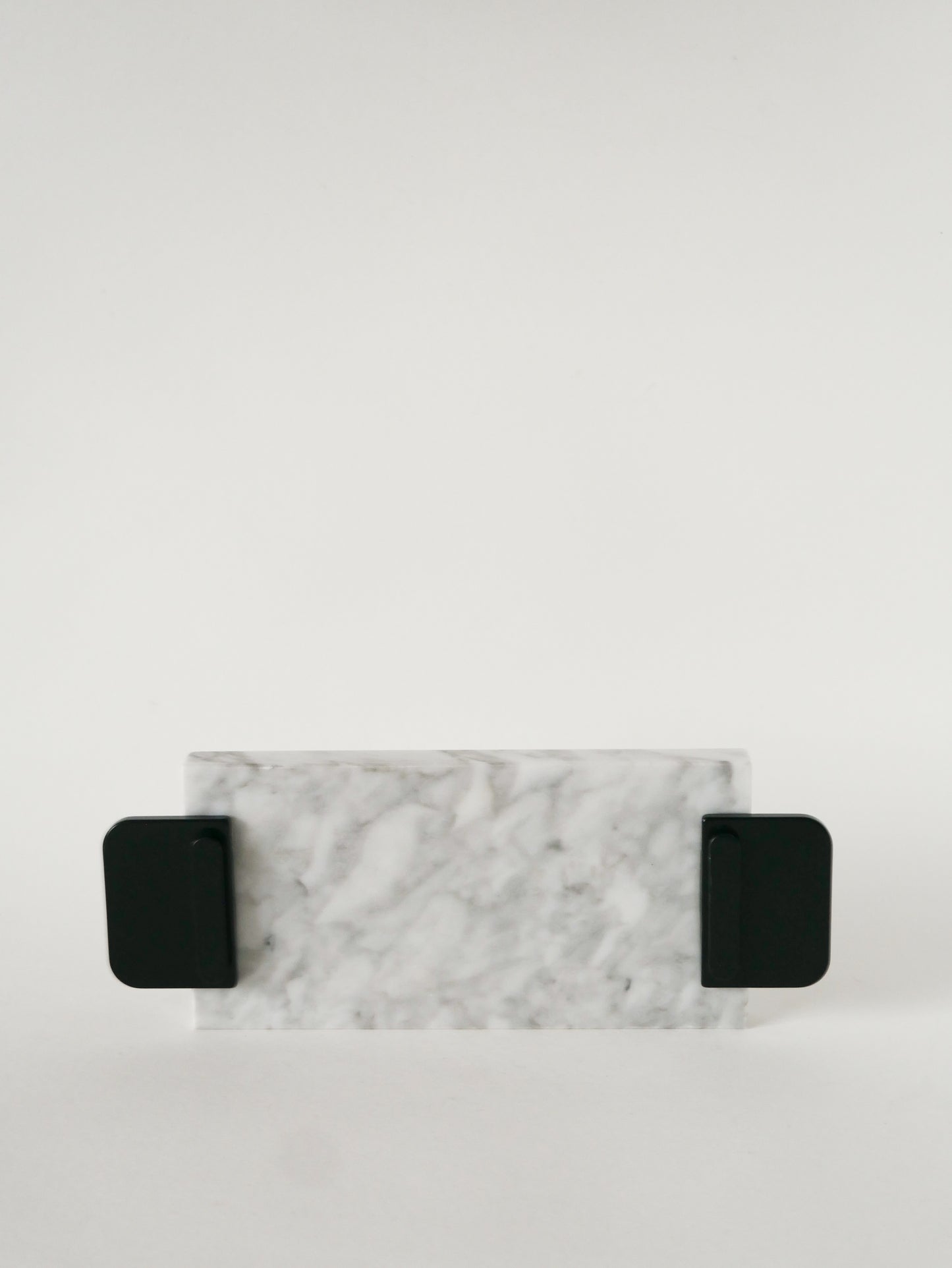 Petit plateau en marbre, Gris et Noir, 1980