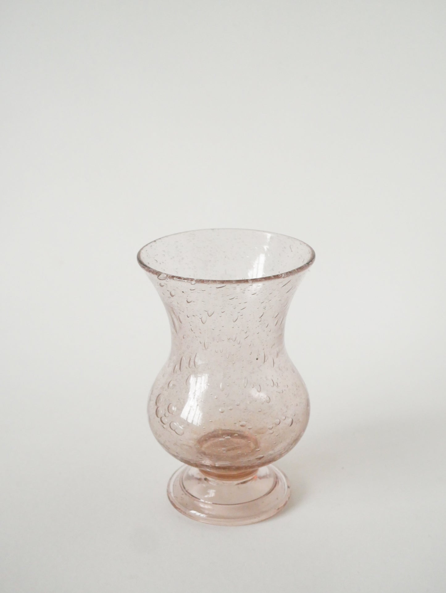 Vase en verre bullé de Biot, Rose, 1960