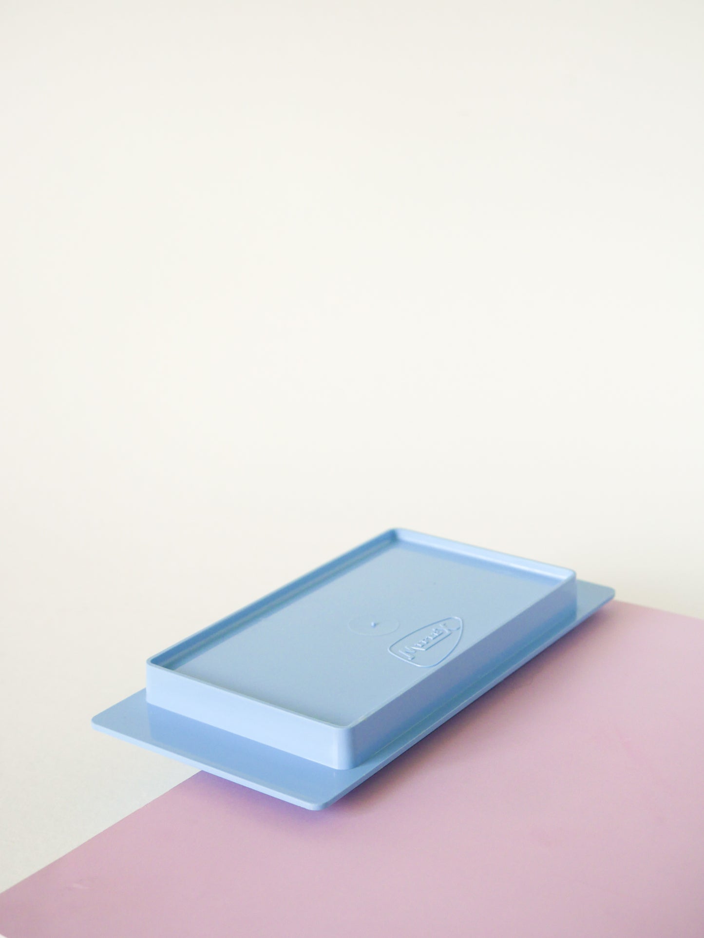 Beurrier en plastique, Bleu Bébé, 1970