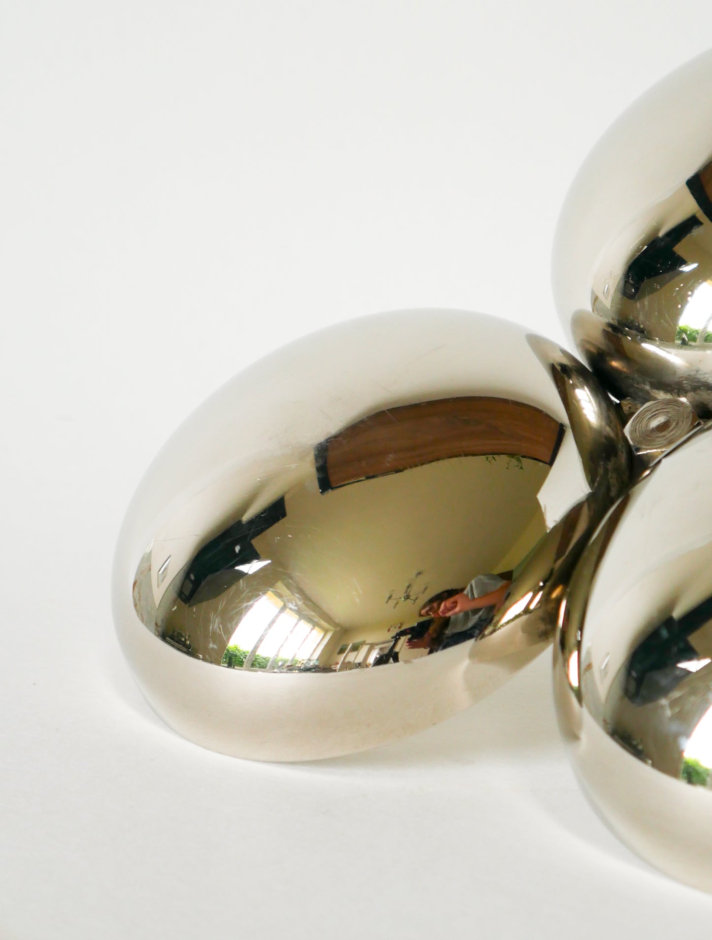Vide-poche triple en métal argenté, modèle Pomme de Pain, 1950